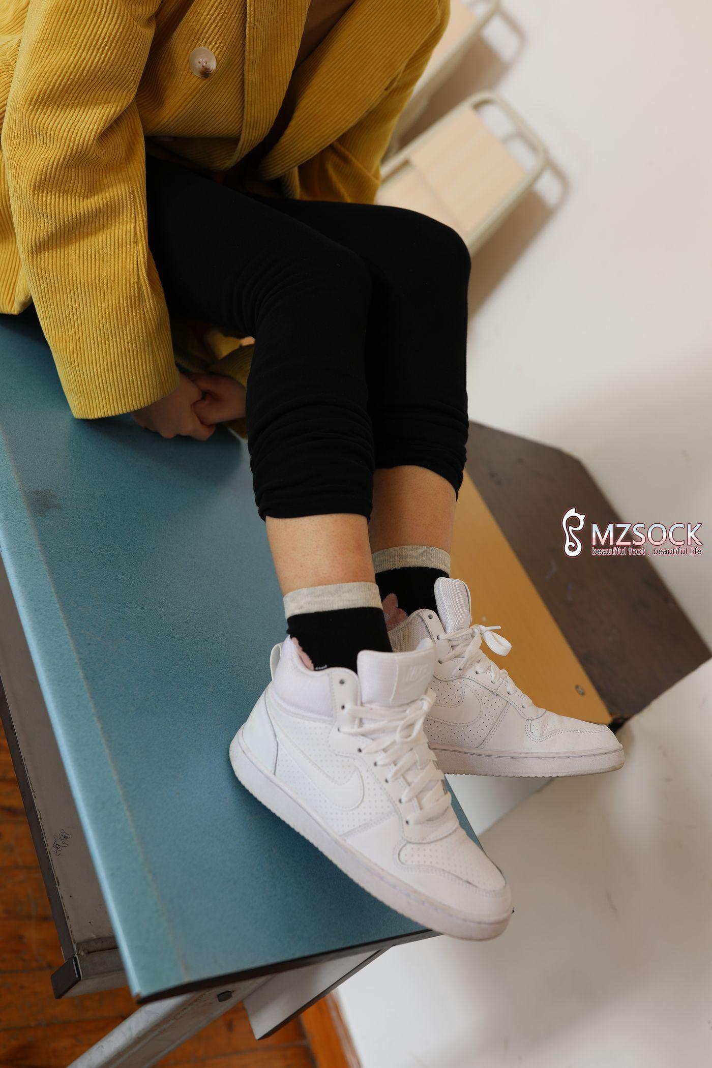 [MZSOCK]爱美足 NO.002 佳妹[132P]插图3