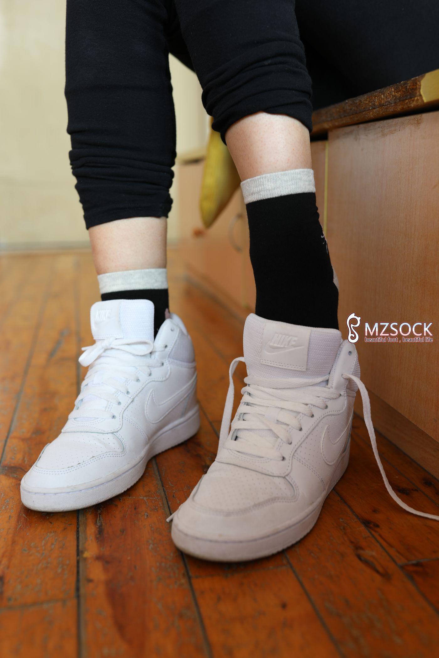 [MZSOCK]爱美足 NO.002 佳妹[132P]插图3