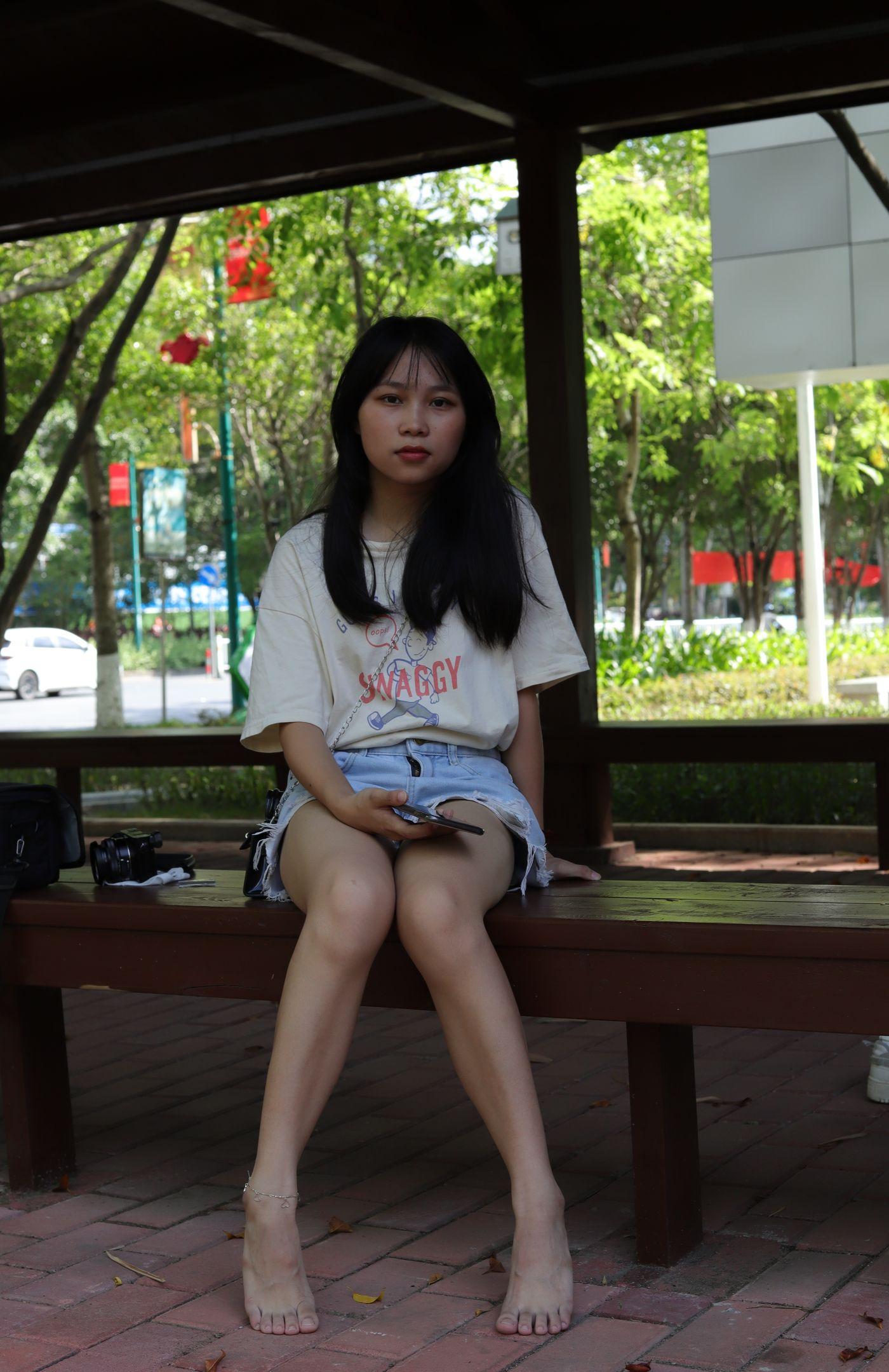 [Pary学生模拍] 029 小然同学的36码可爱小脚 [18P]插图2