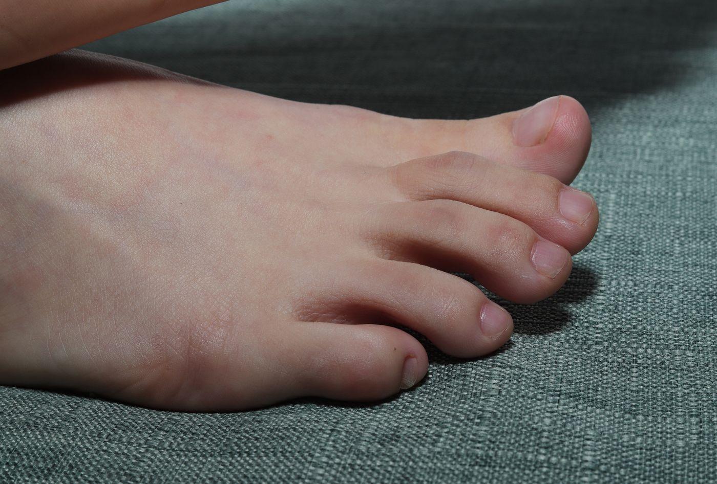 [Pary学生模拍] 015 极品美女小芳第一季超近距离拍摄脚底 [64P]插图8