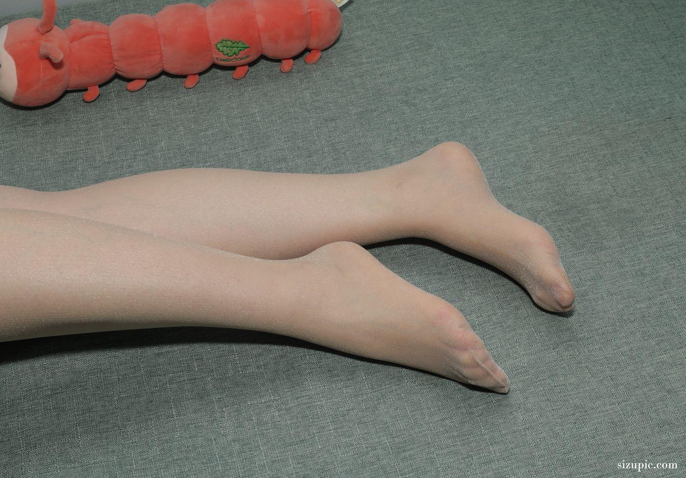 [Pary学生模拍] 044 大美女小欧老师展示超薄肉丝美脚 [88P]插图