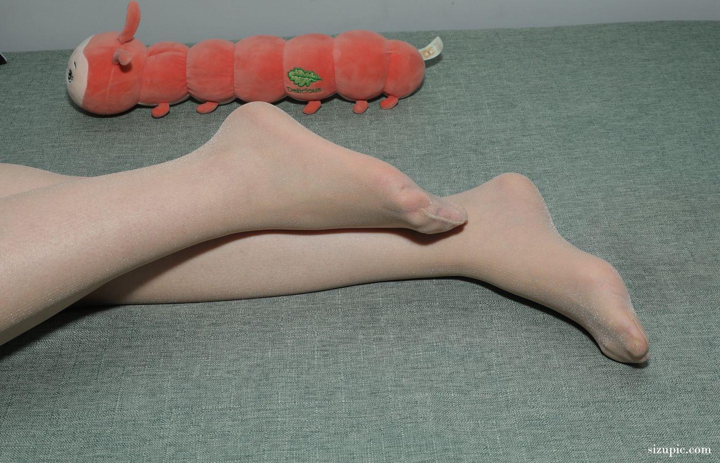 [Pary学生模拍] 044 大美女小欧老师展示超薄肉丝美脚 [88P]插图4
