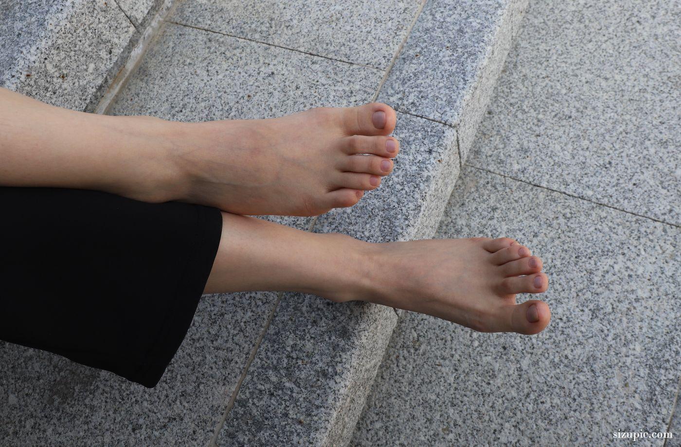 [Pary学生模拍] 045 春暖花开，与小芳到户外拍摄美脚 [41P]插图8