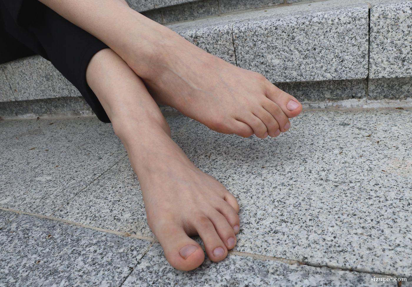 [Pary学生模拍] 045 春暖花开，与小芳到户外拍摄美脚 [41P]插图3