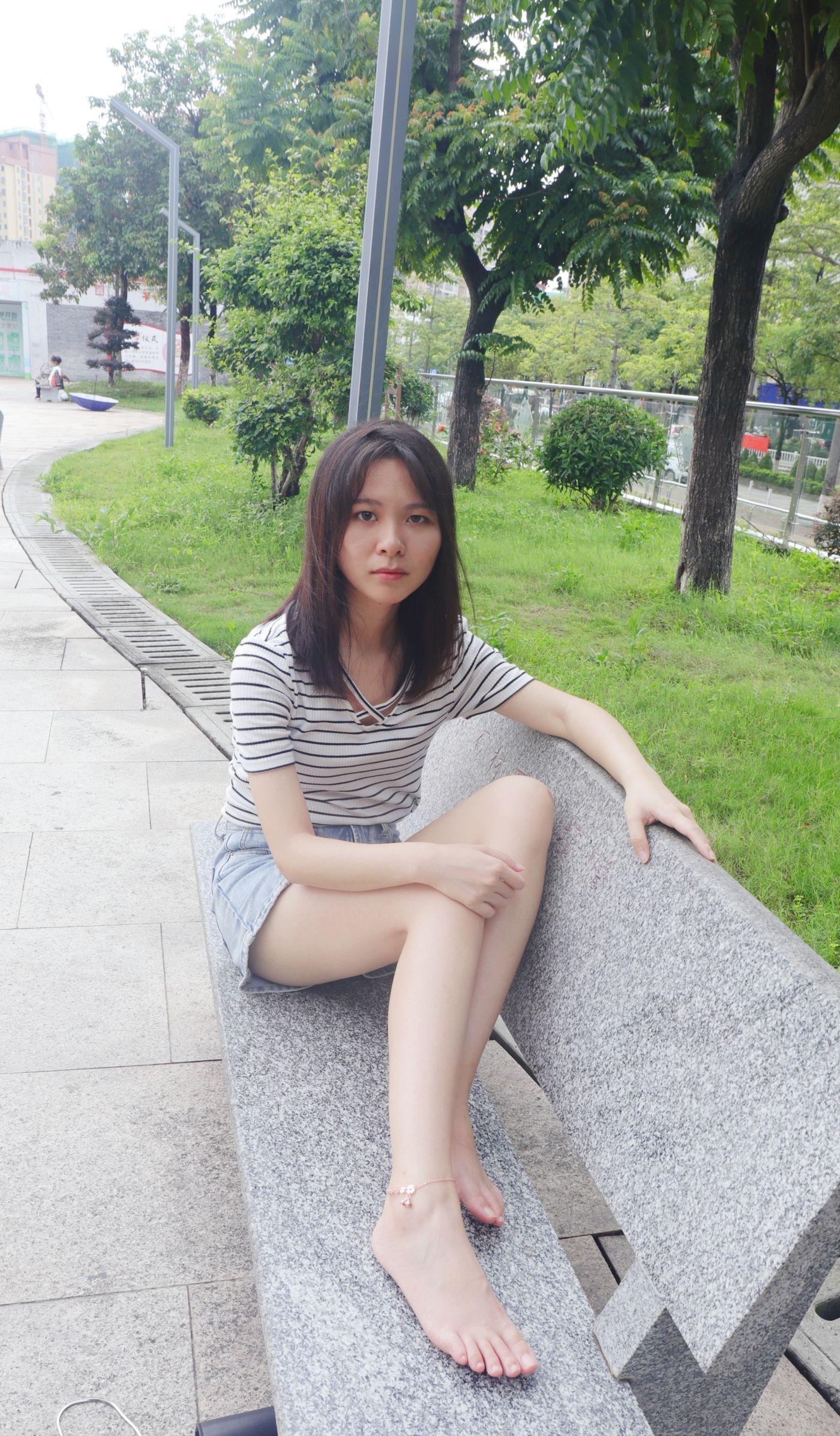 [Pary学生模拍] 001 大美女慧婷公园展示美脚 [131P]插图6