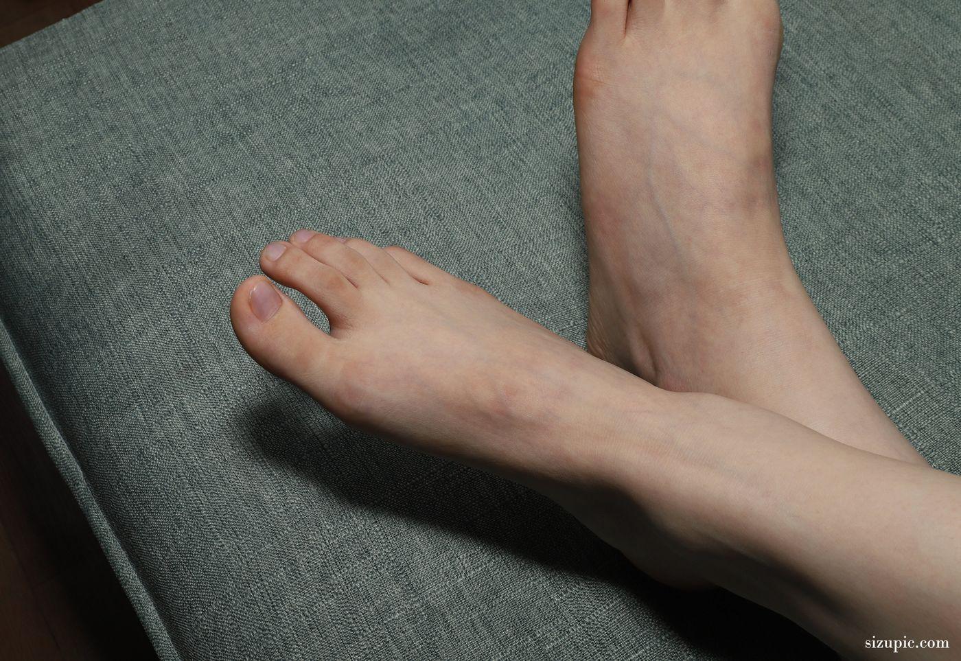 [Pary学生模拍] 050 极品美女小芳展示睡衣美脚 [67P]插图7