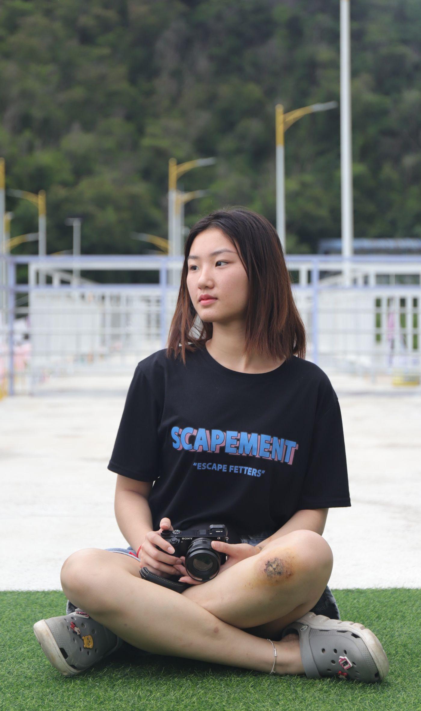 [Pary学生模拍] 002 大学生女神素萍的38码修长美脚 [23P]插图2