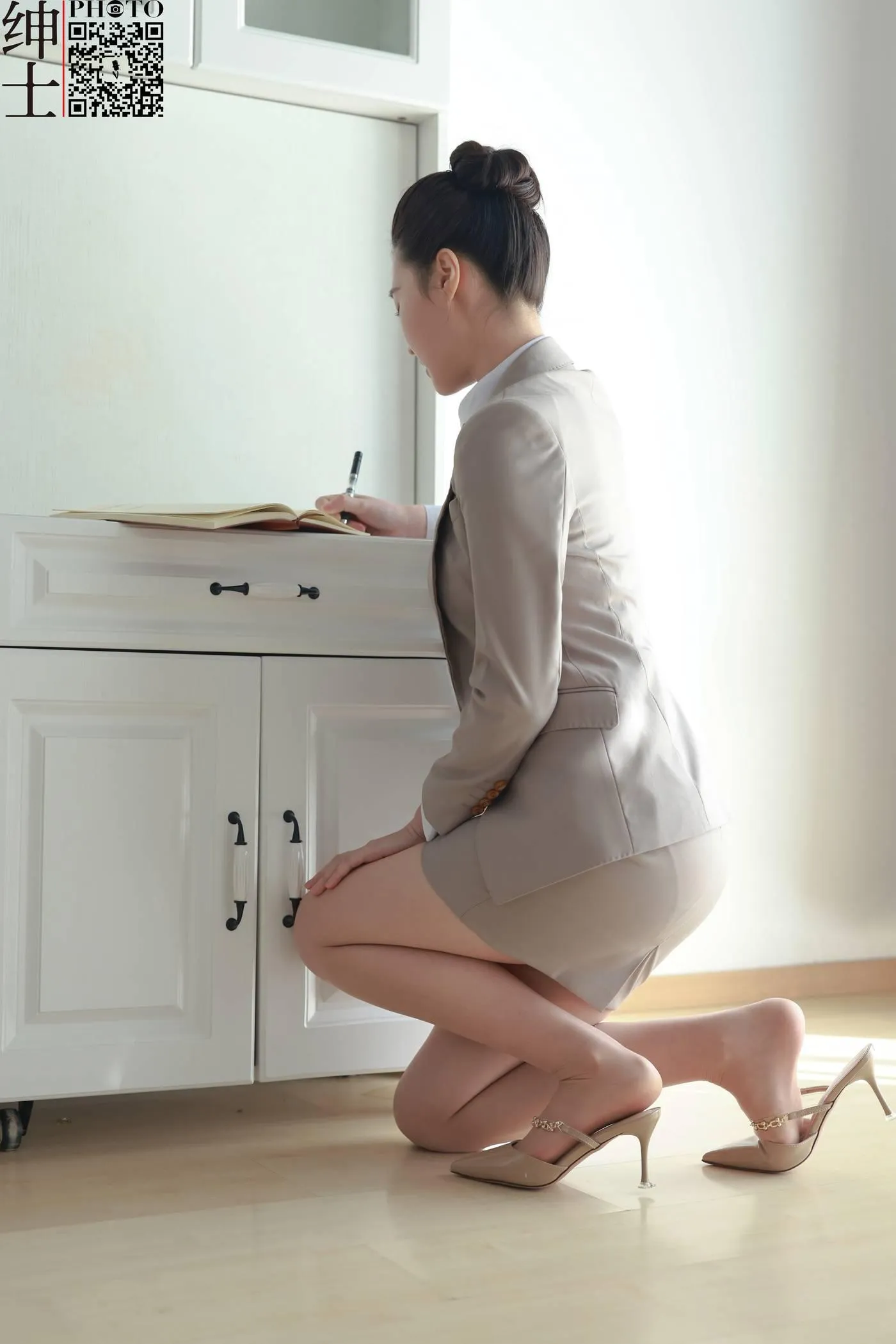 SHENSHI绅士 – SS157 周周[56P]插图7