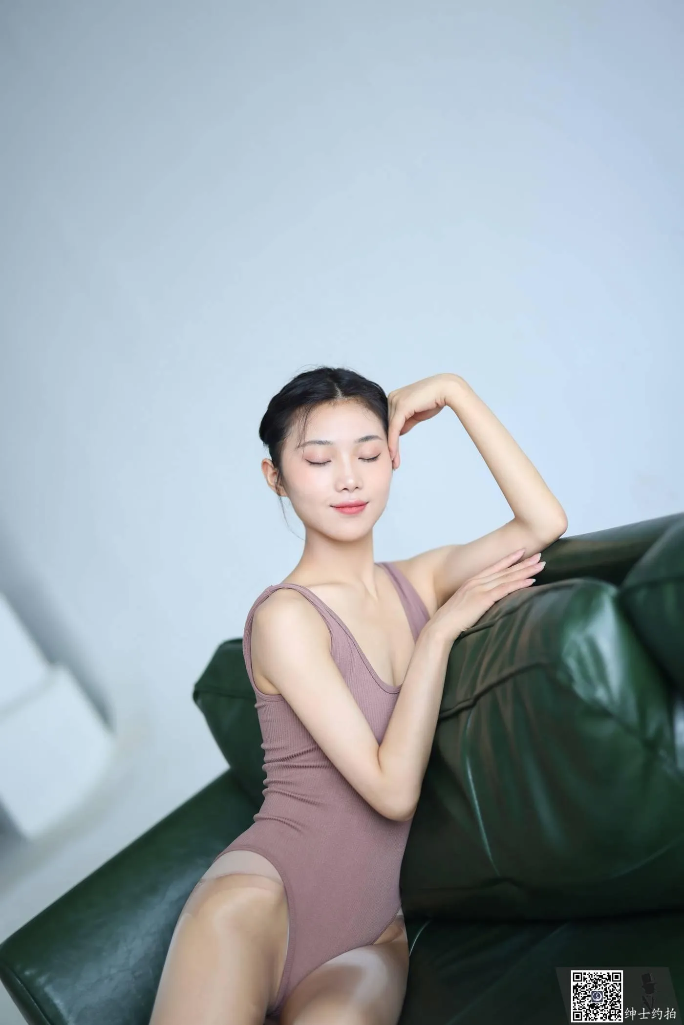 SHENSHI绅士 – SS029 娜扎[70P]插图4