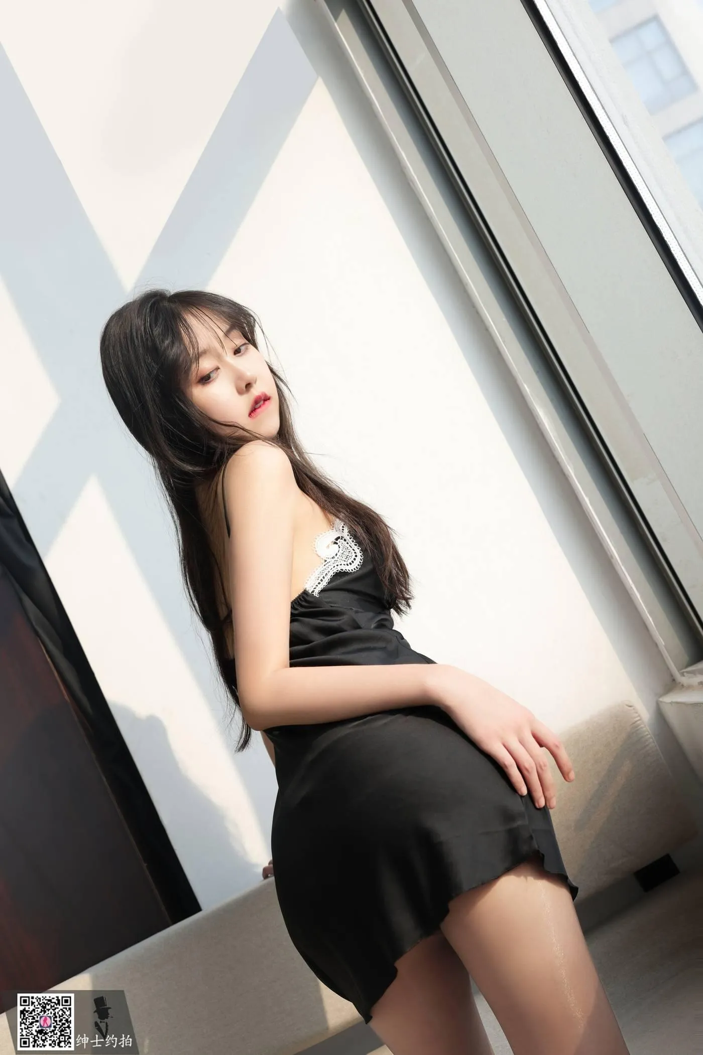 SHENSHI绅士 – SS018 美惠子[51P]插图1