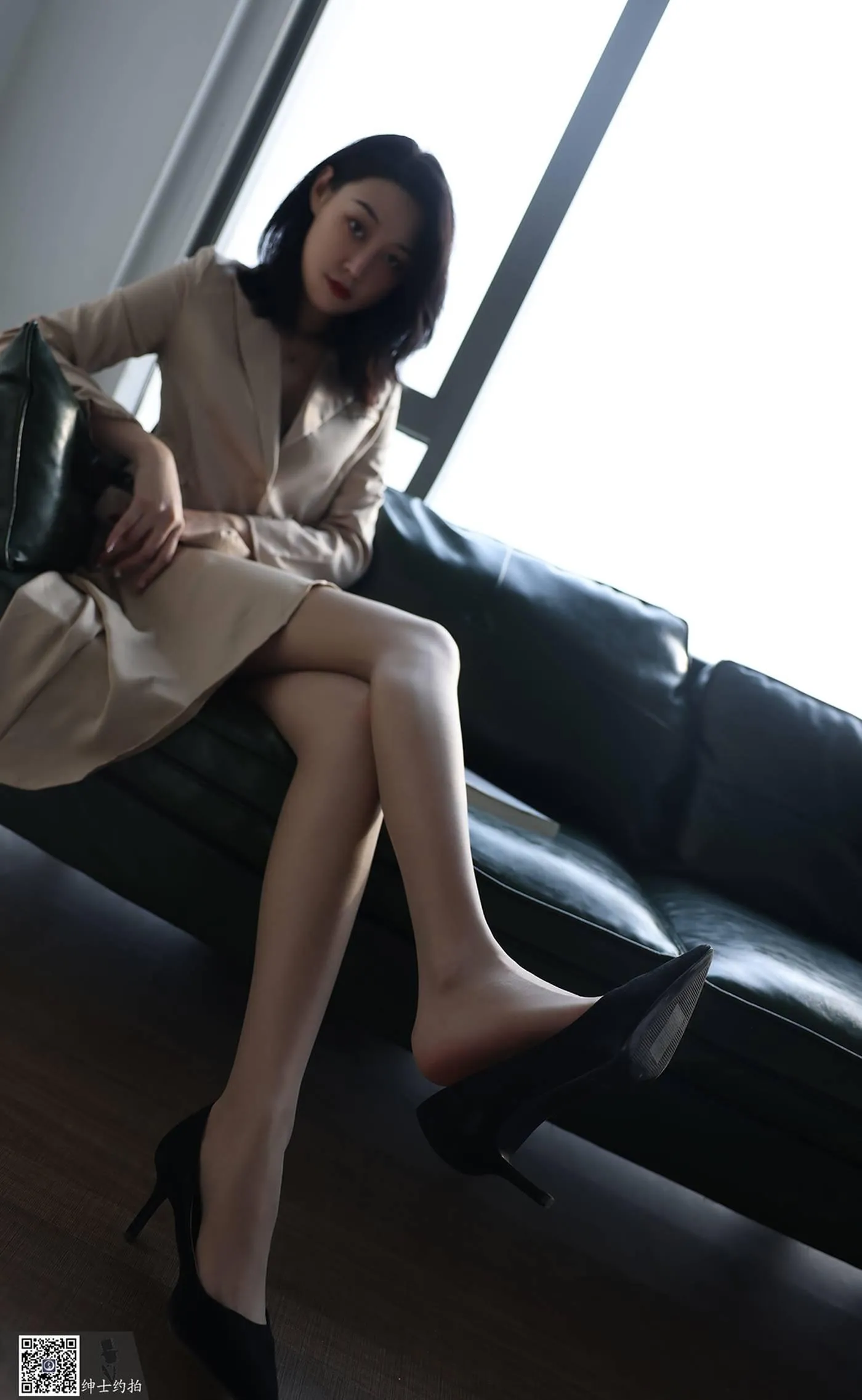 SHENSHI绅士 – SS002 依婷[52P]插图