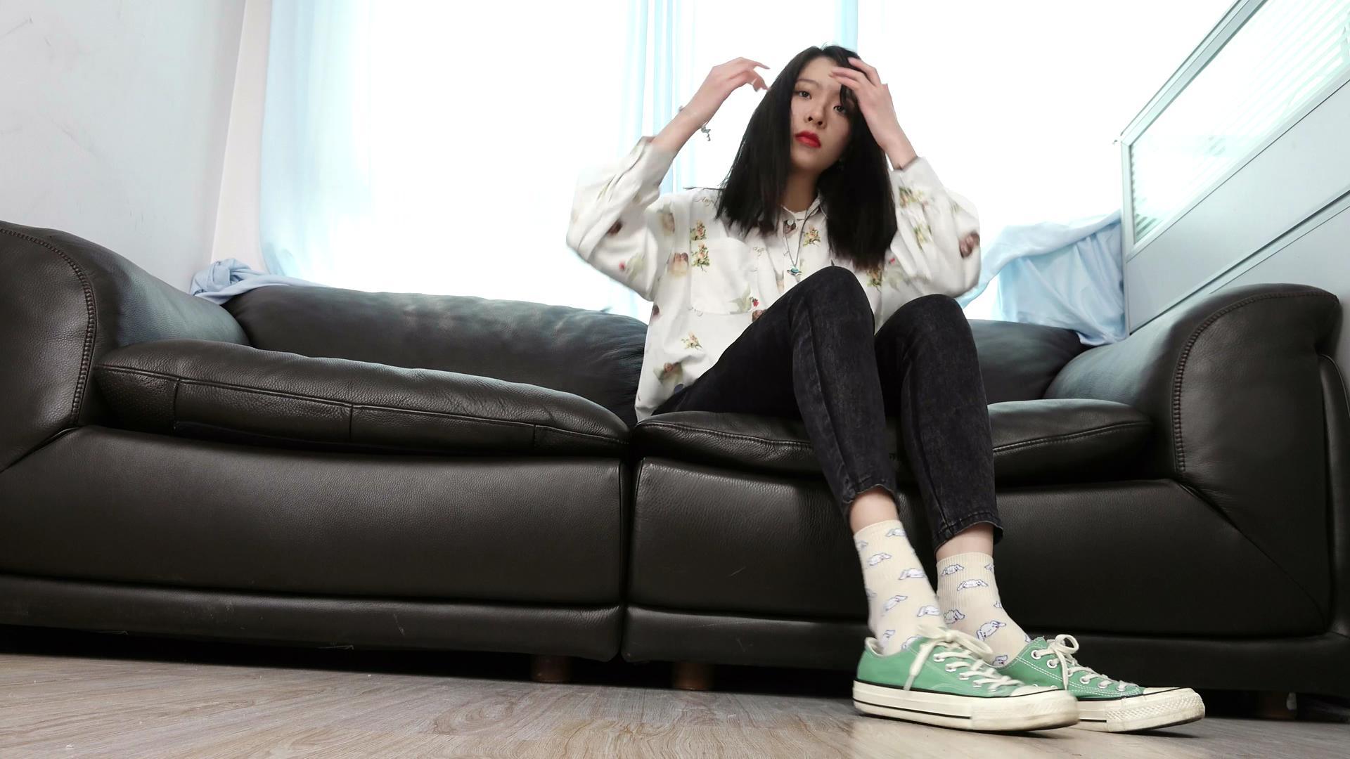 [Sexy Asian Girls Feet] No.035-初恋般记忆的小女生YIYI近距离秀脚 [1][119P]插图