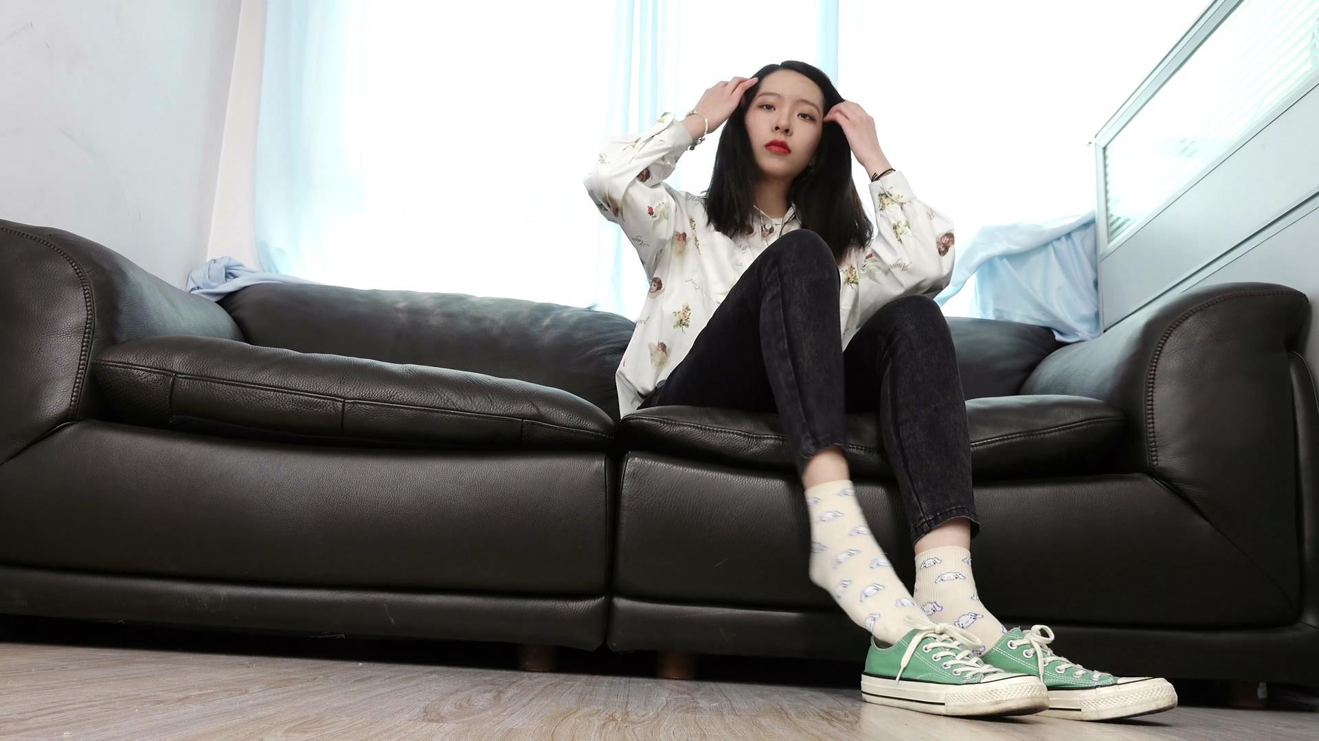 [Sexy Asian Girls Feet] No.035-初恋般记忆的小女生YIYI近距离秀脚 [1][119P]插图1