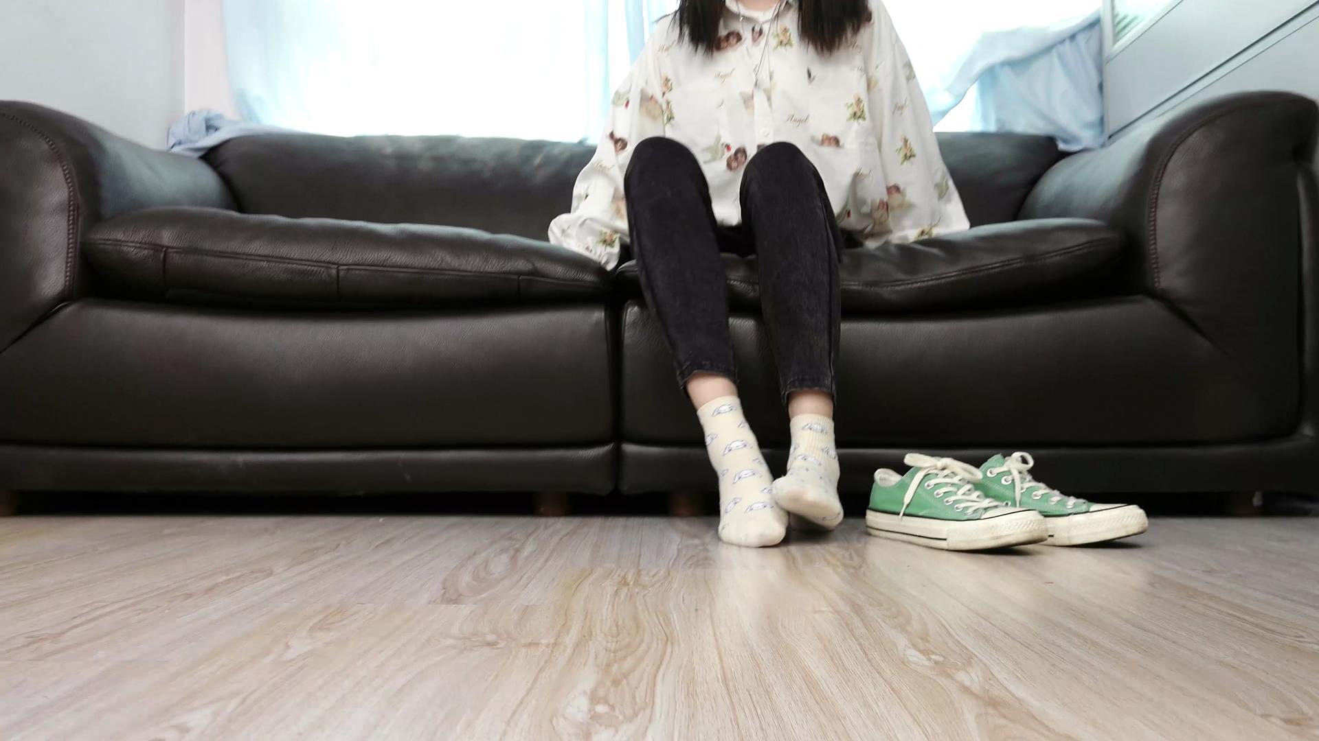 [Sexy Asian Girls Feet] No.035-初恋般记忆的小女生YIYI近距离秀脚 [1][119P]插图7