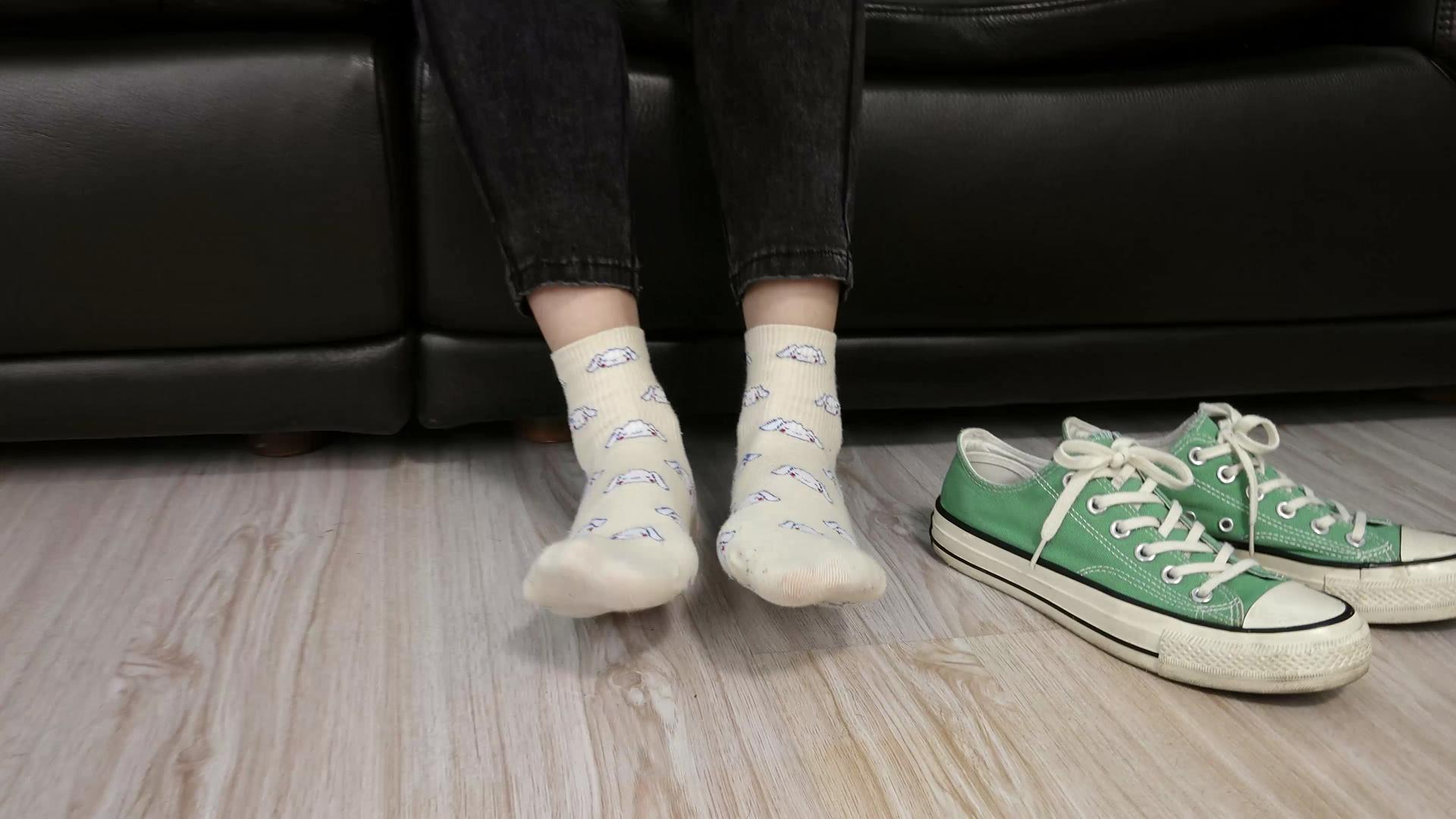 [Sexy Asian Girls Feet] No.035-初恋般记忆的小女生YIYI近距离秀脚 [1][119P]插图2