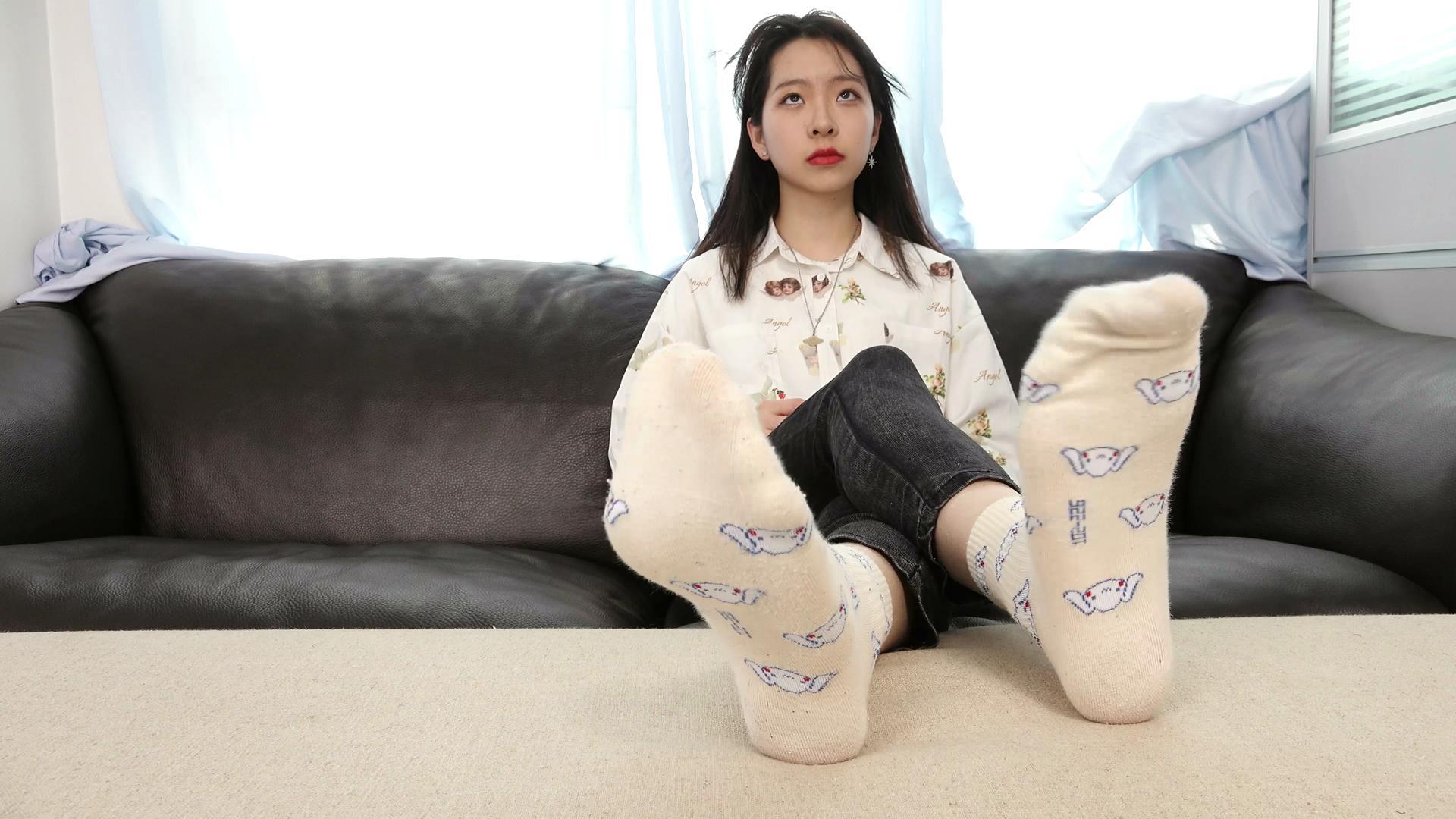 [Sexy Asian Girls Feet] No.035-初恋般记忆的小女生YIYI近距离秀脚 [1][119P]插图4