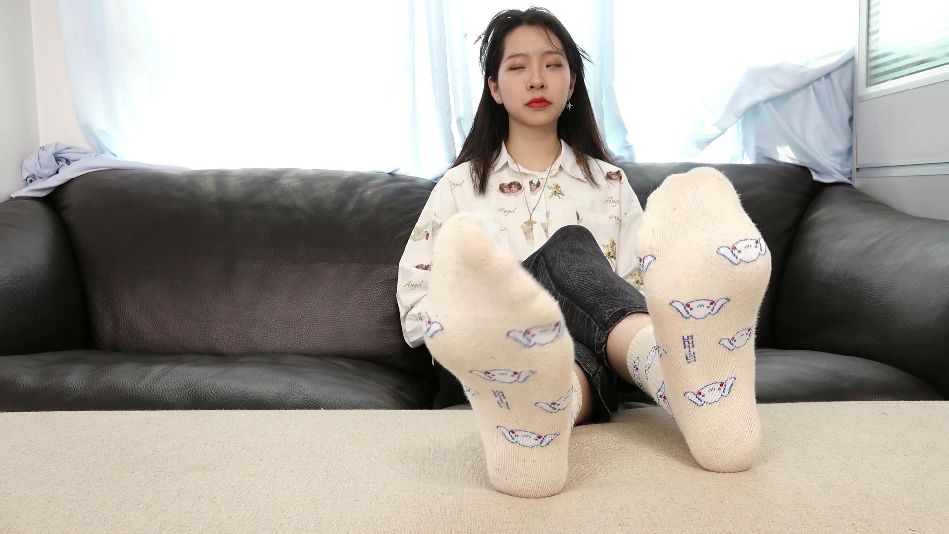 [Sexy Asian Girls Feet] No.035-初恋般记忆的小女生YIYI近距离秀脚 [1][119P]插图7