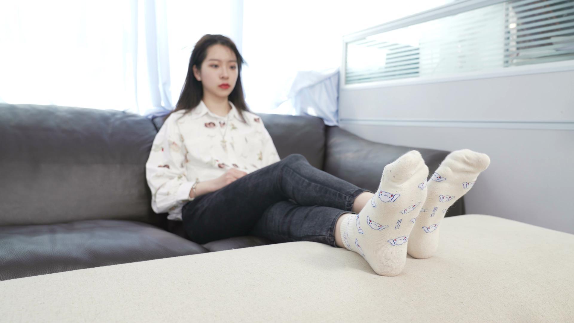 [Sexy Asian Girls Feet] No.035-初恋般记忆的小女生YIYI近距离秀脚 [1][119P]插图