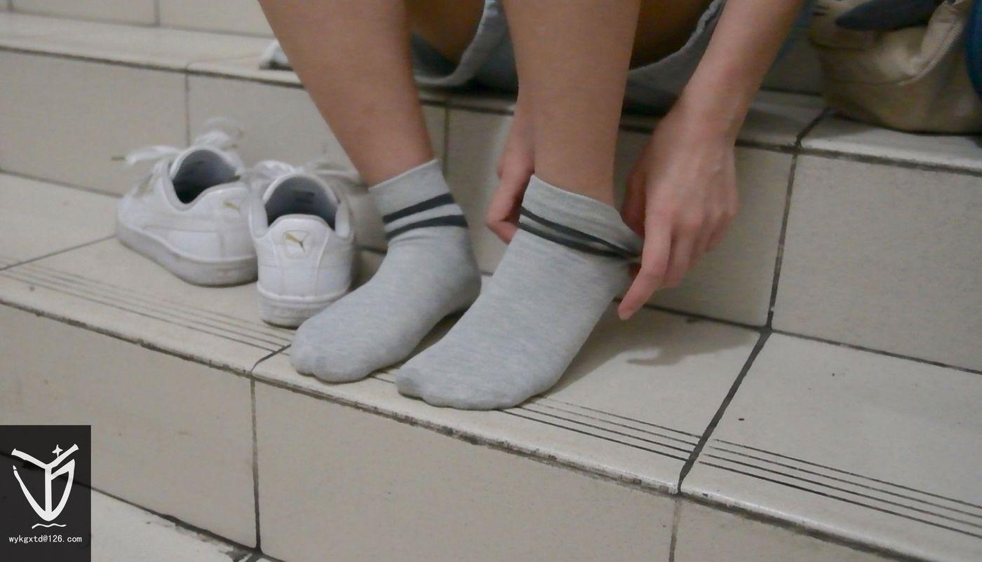 [YJ街拍] No.007 王の楼道 传单妹的逆袭！ [81P]插图6