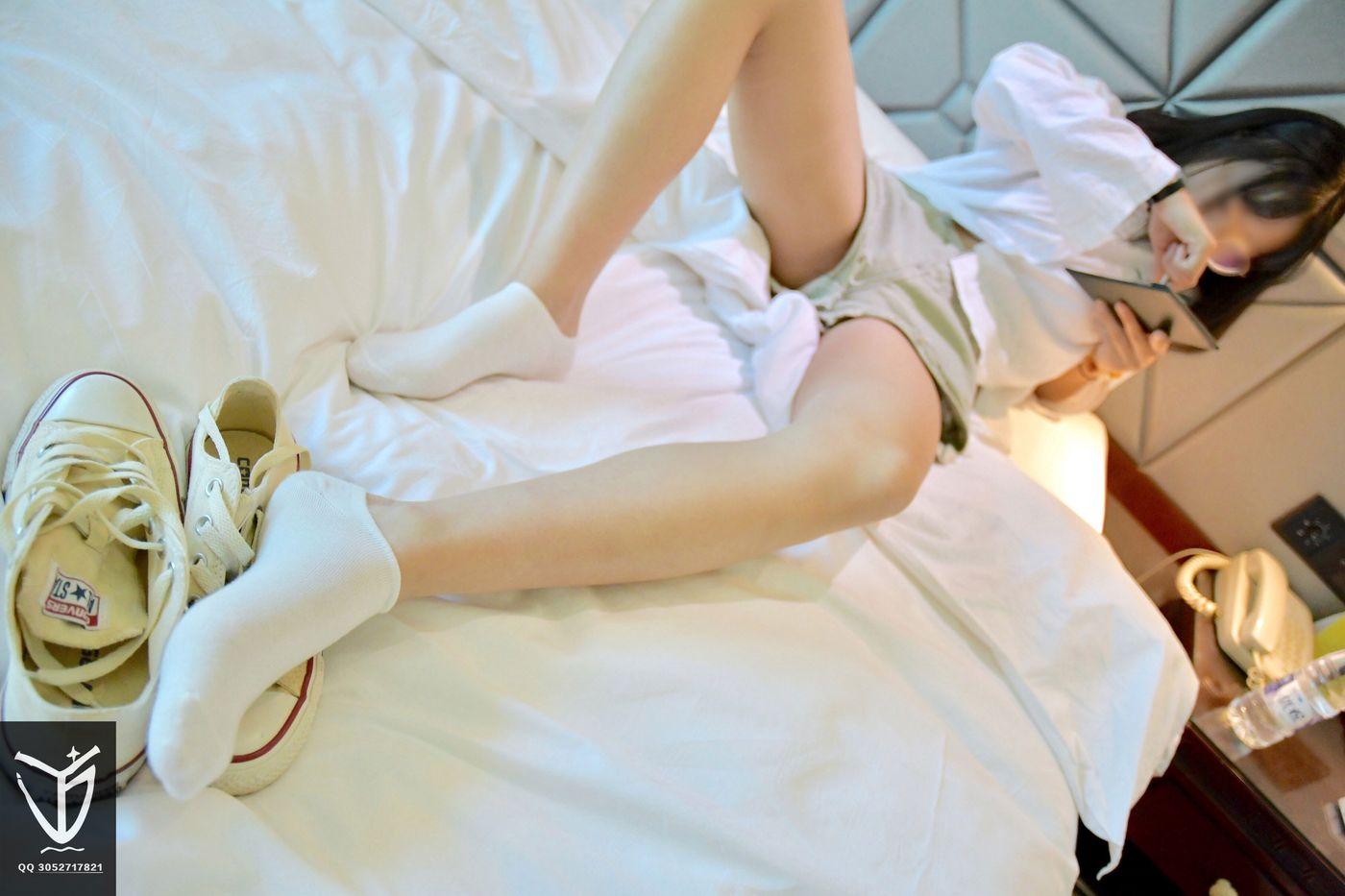 [YJ街拍] No.010 慵懒午后 [116P]插图2