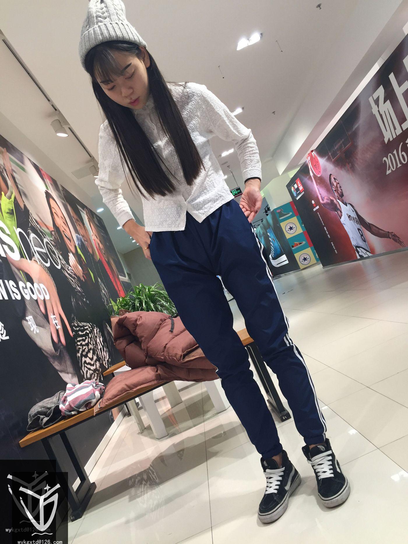 [YJ街拍] No.001 商场帆布鞋棉袜 [26P]插图5