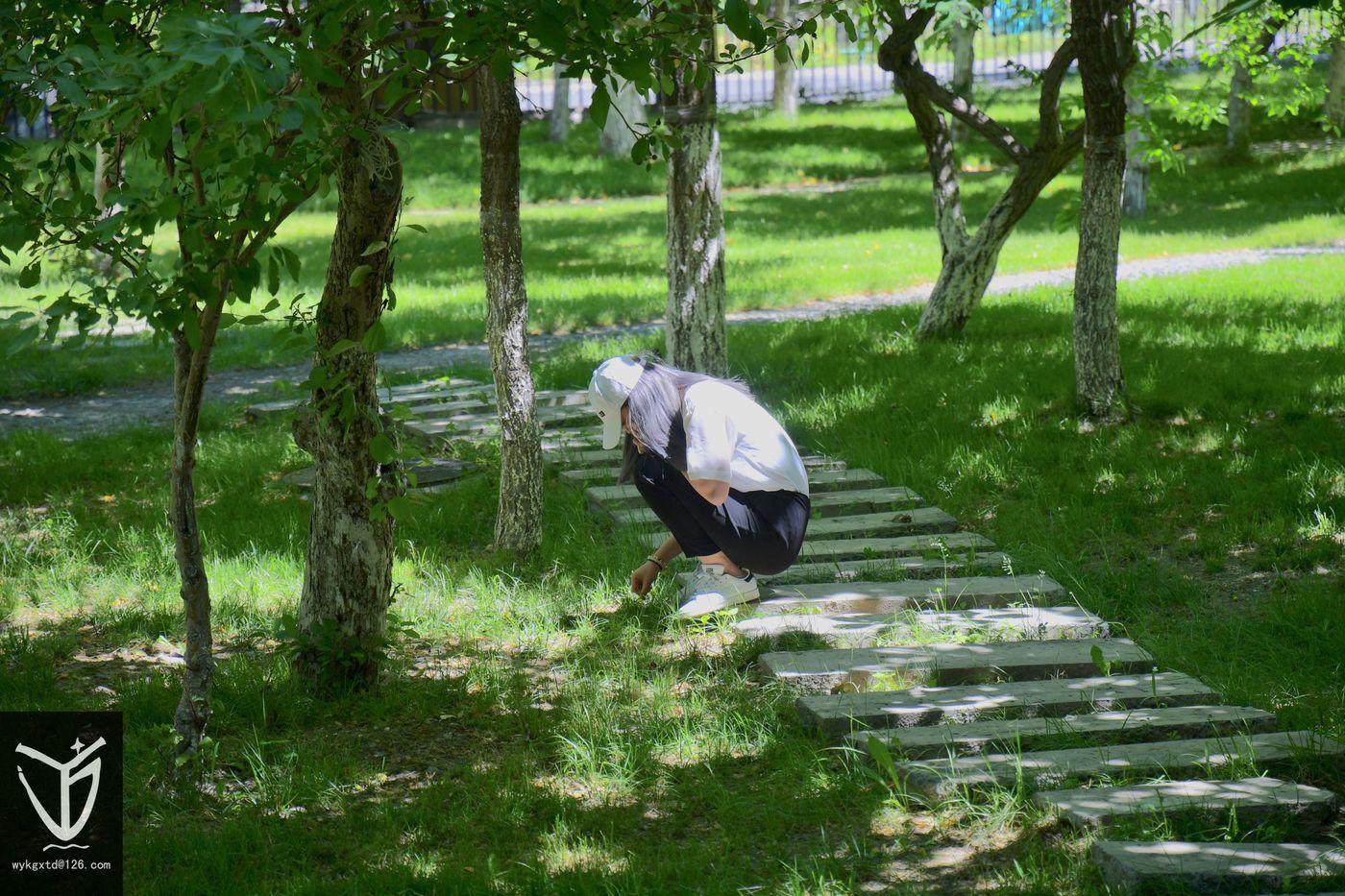 [YJ街拍] No.009 大小姐の庭院 [160P]插图5