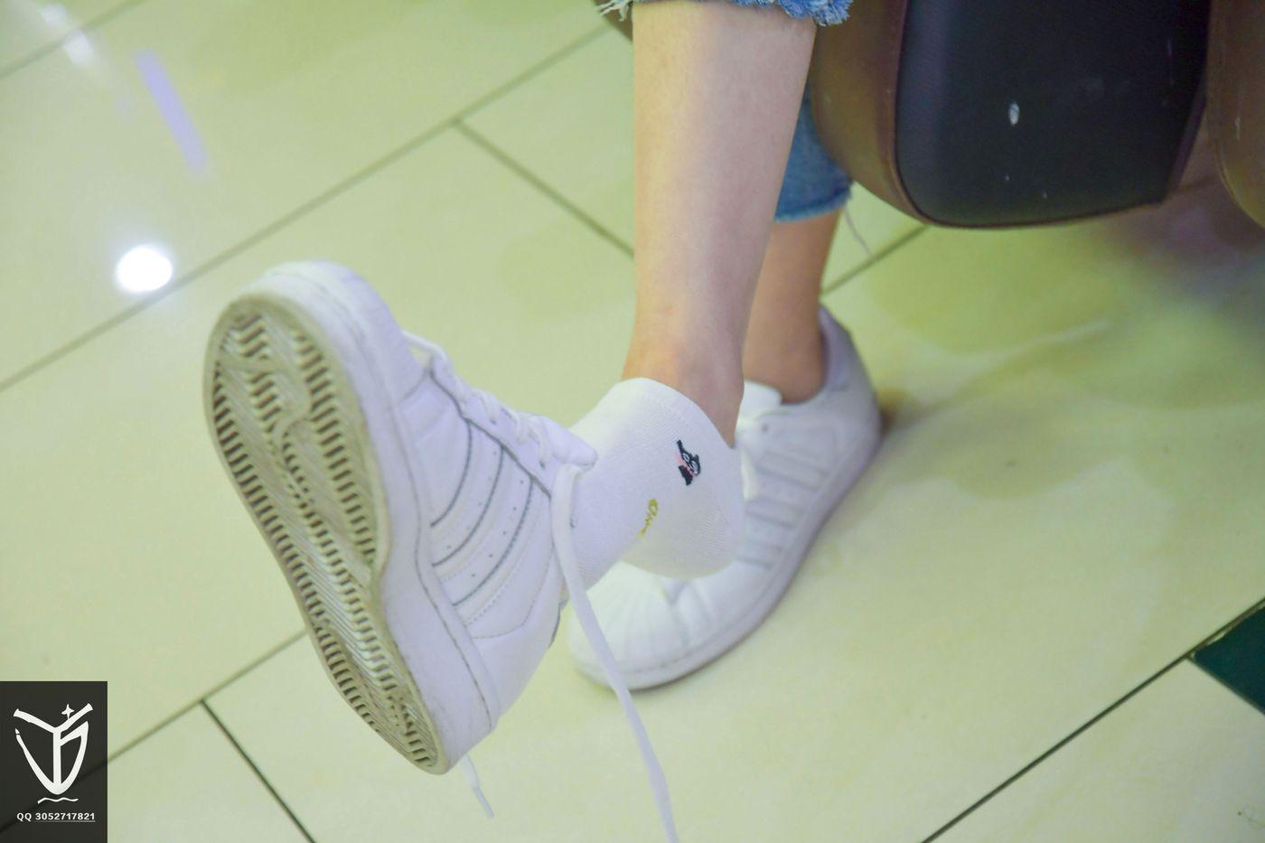[YJ街拍] No.024 超市兼职女孩 [149P]插图8