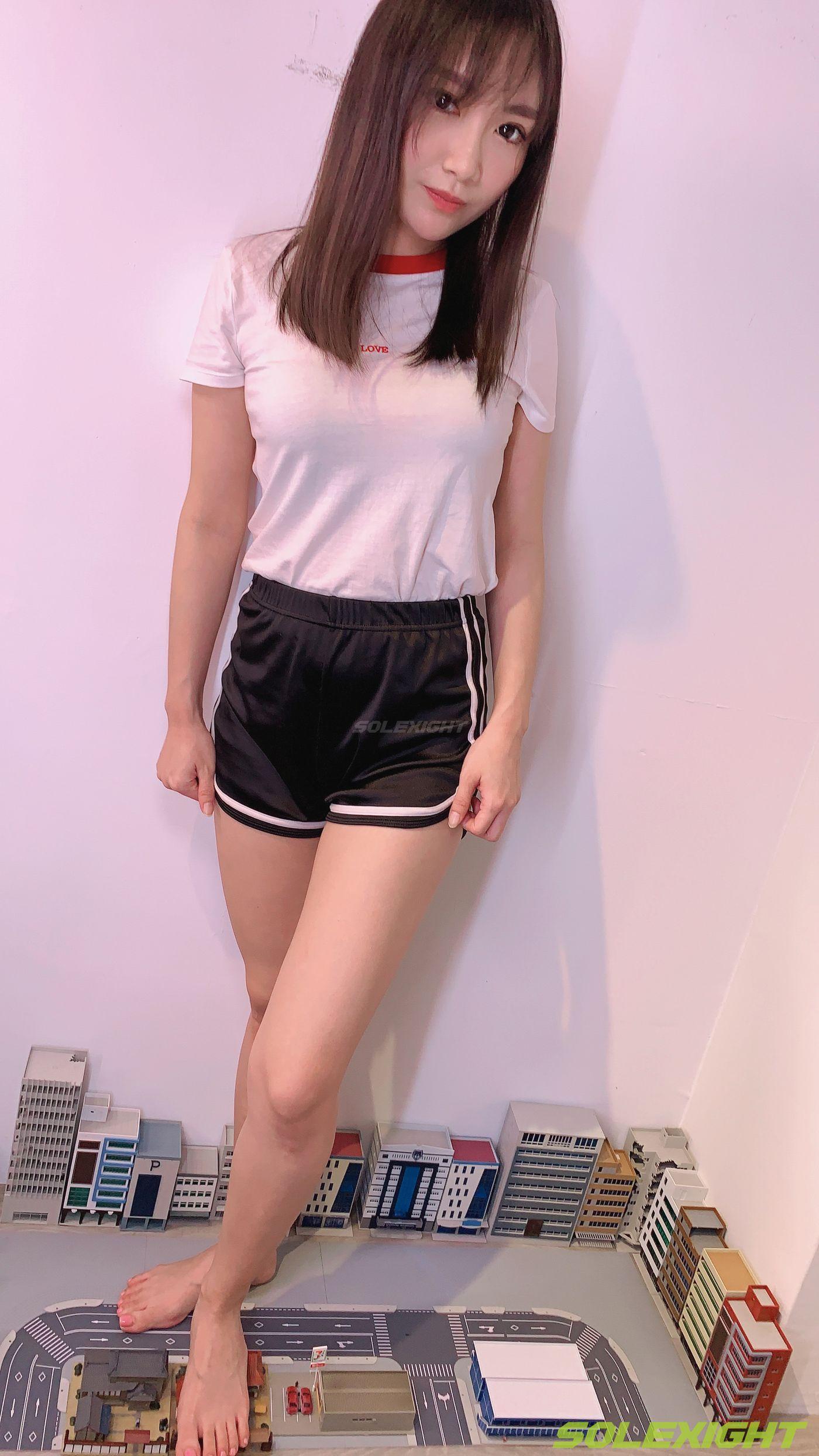 [台湾solexight足控] 20-Sherry-GTS 裸足凉高 [77P]插图2