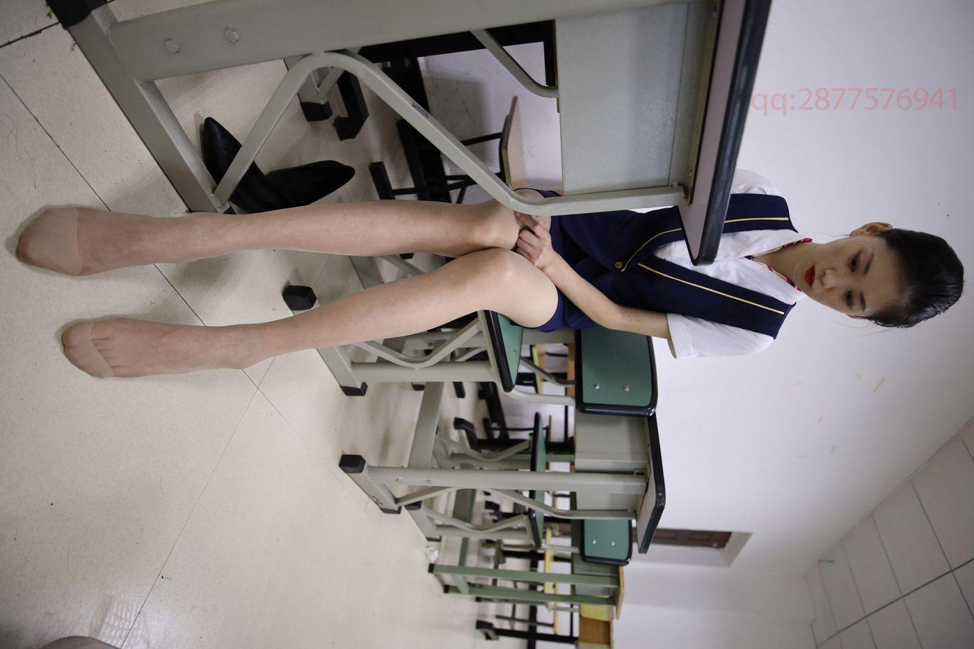 2021-01活动-大西瓜爱牙膏 2021年01月 01 教室空姐制服 [1][128P]插图2