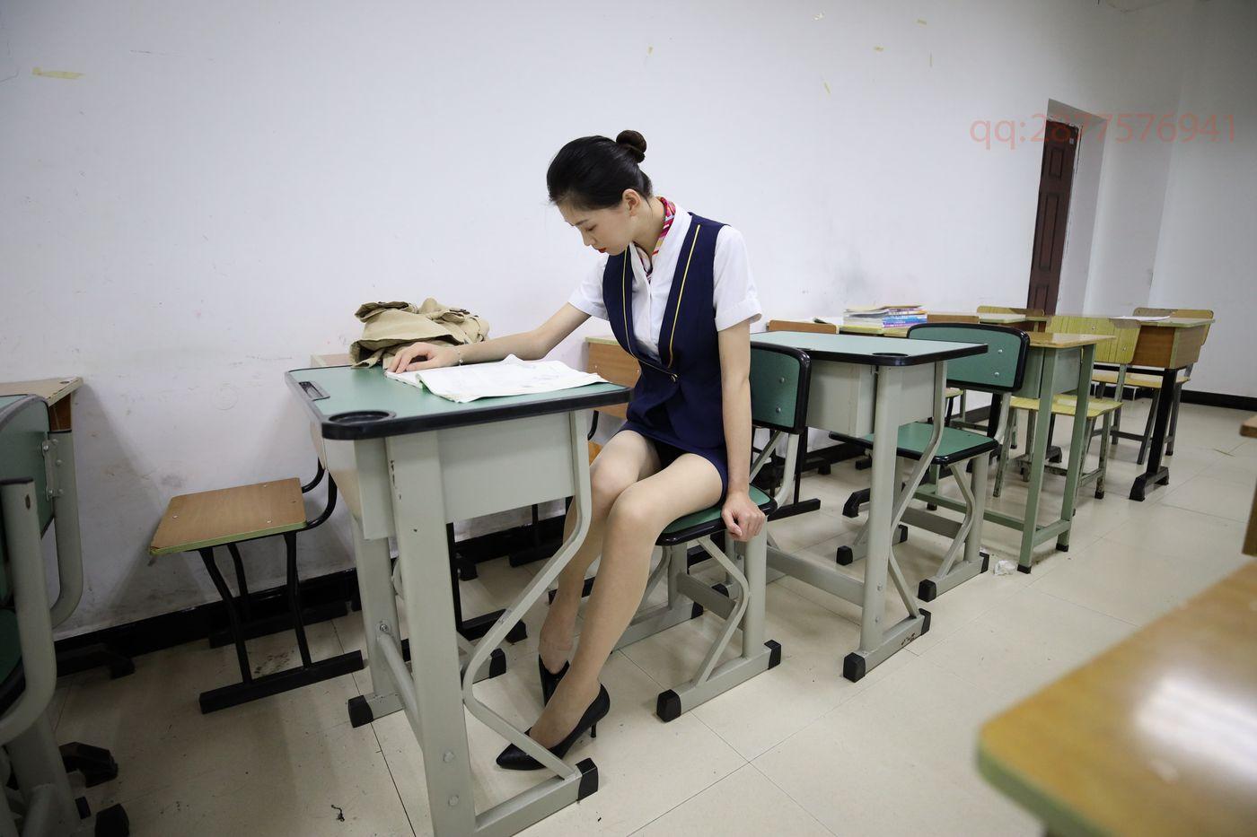 2021-01活动-大西瓜爱牙膏 2021年01月 01 教室空姐制服 [1][128P]插图7