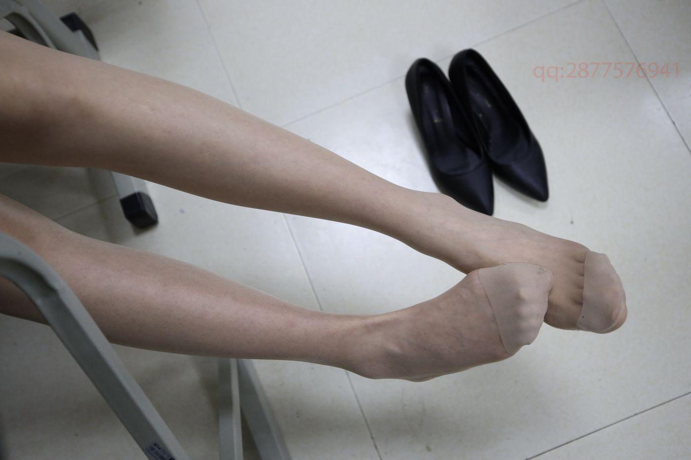 2021-01活动-大西瓜爱牙膏 2021年01月 01 教室空姐制服 [2][128P]插图2