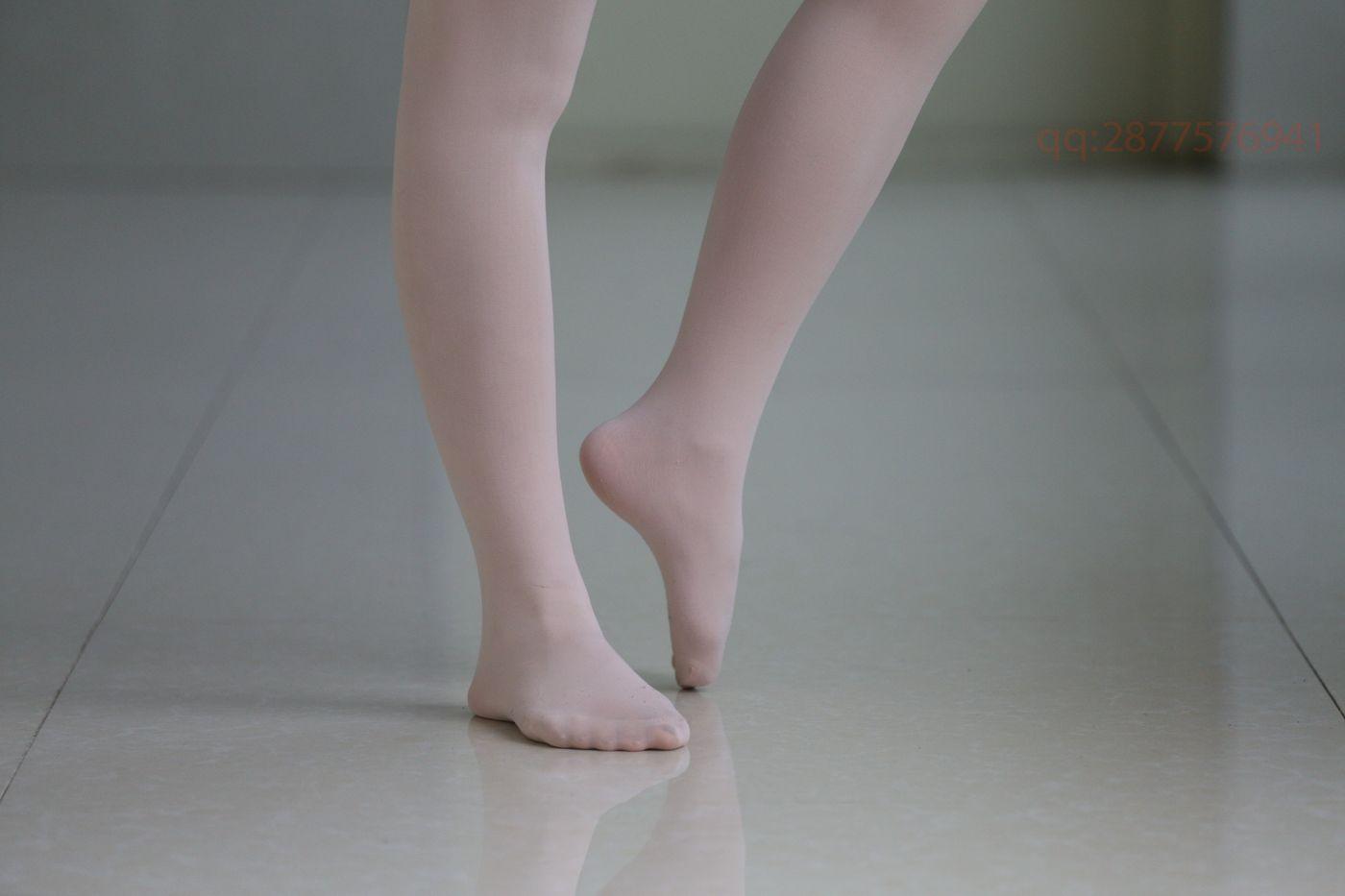 2021-02活动-大西瓜爱牙膏 2021年02月 03 活动模特2 舞蹈服白丝 [2][139P]插图4