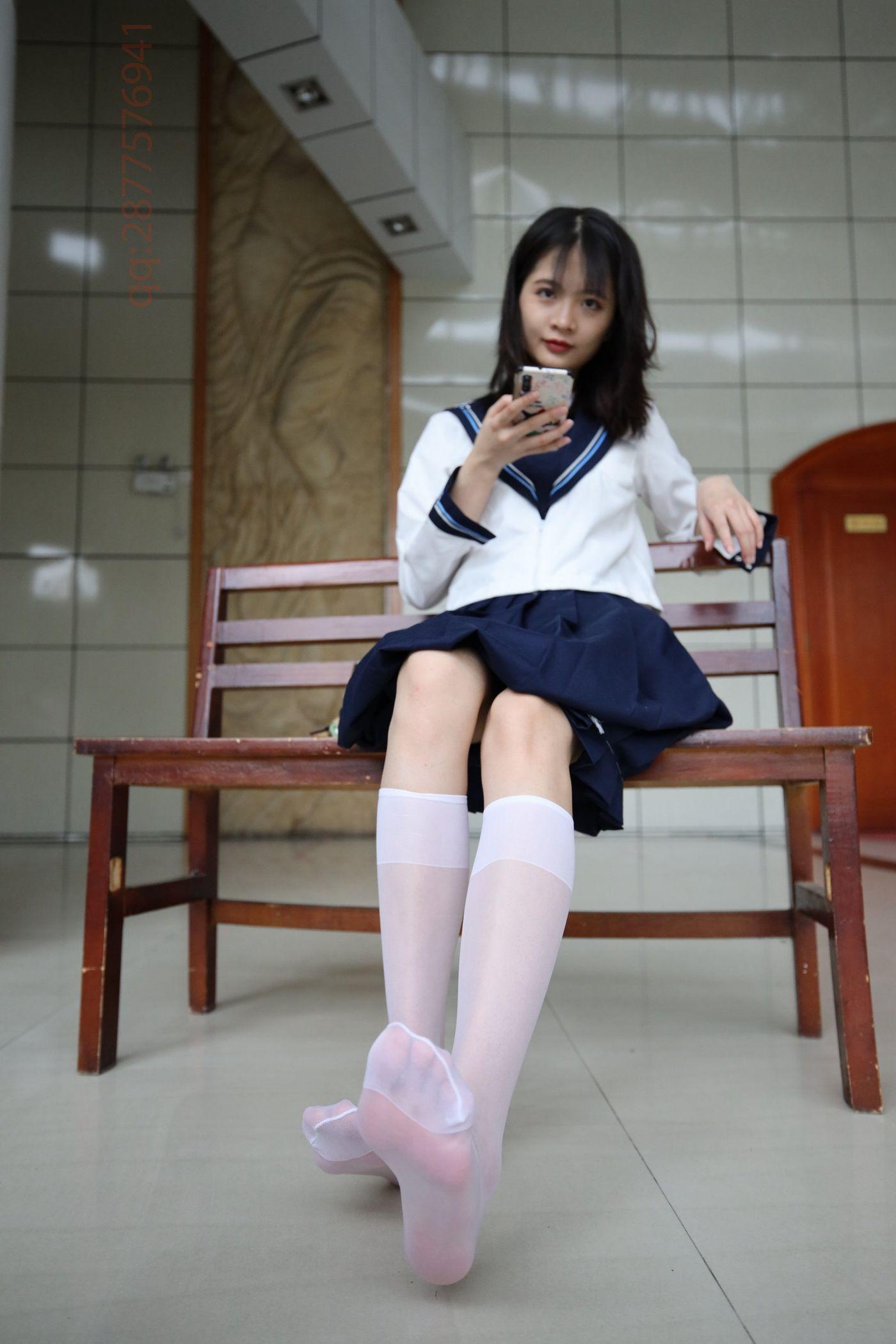 2020-10活动-大西瓜爱牙膏 2020年10月 01水手服过膝白丝 [97P]插图3