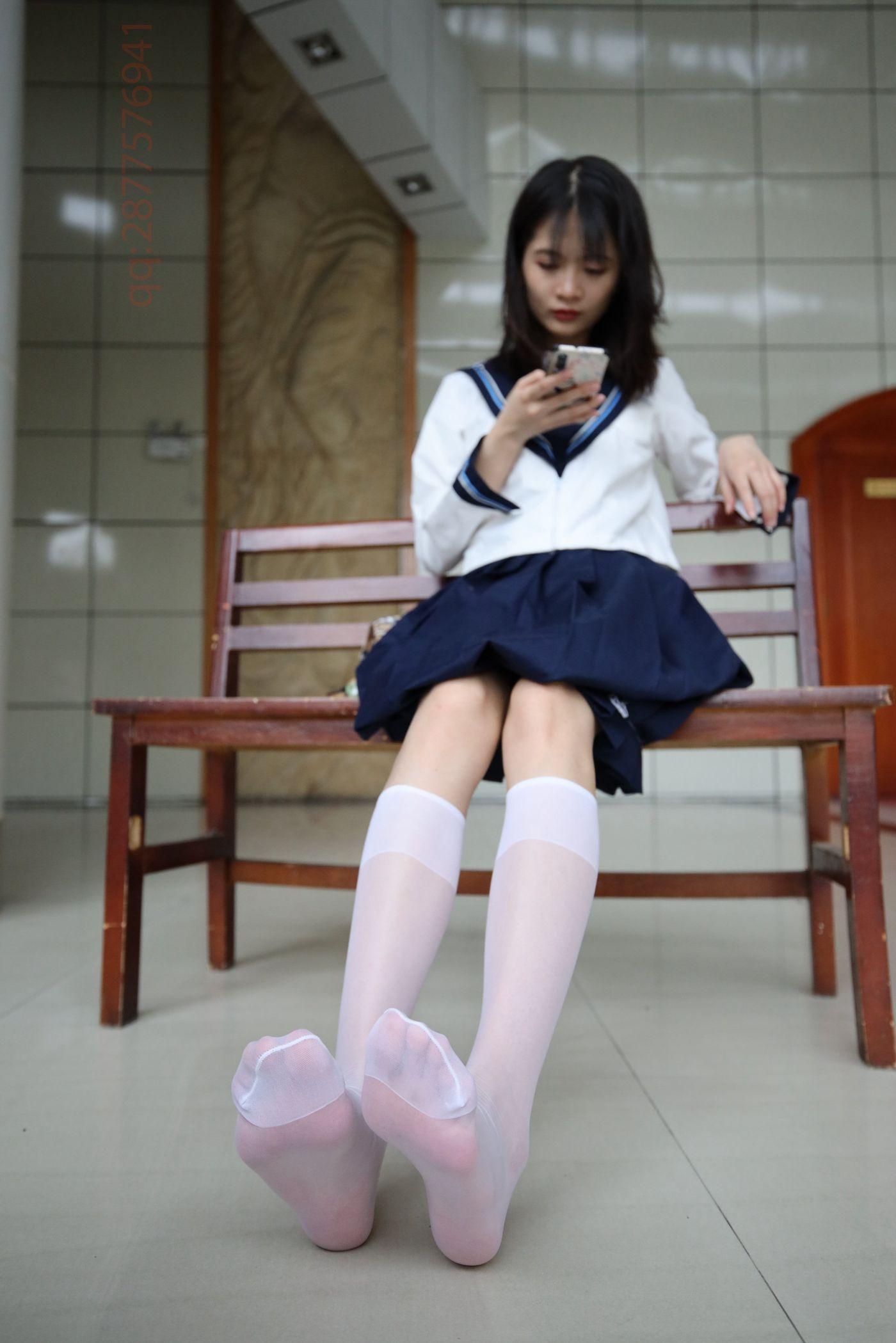 2020-10活动-大西瓜爱牙膏 2020年10月 01水手服过膝白丝 [97P]插图4