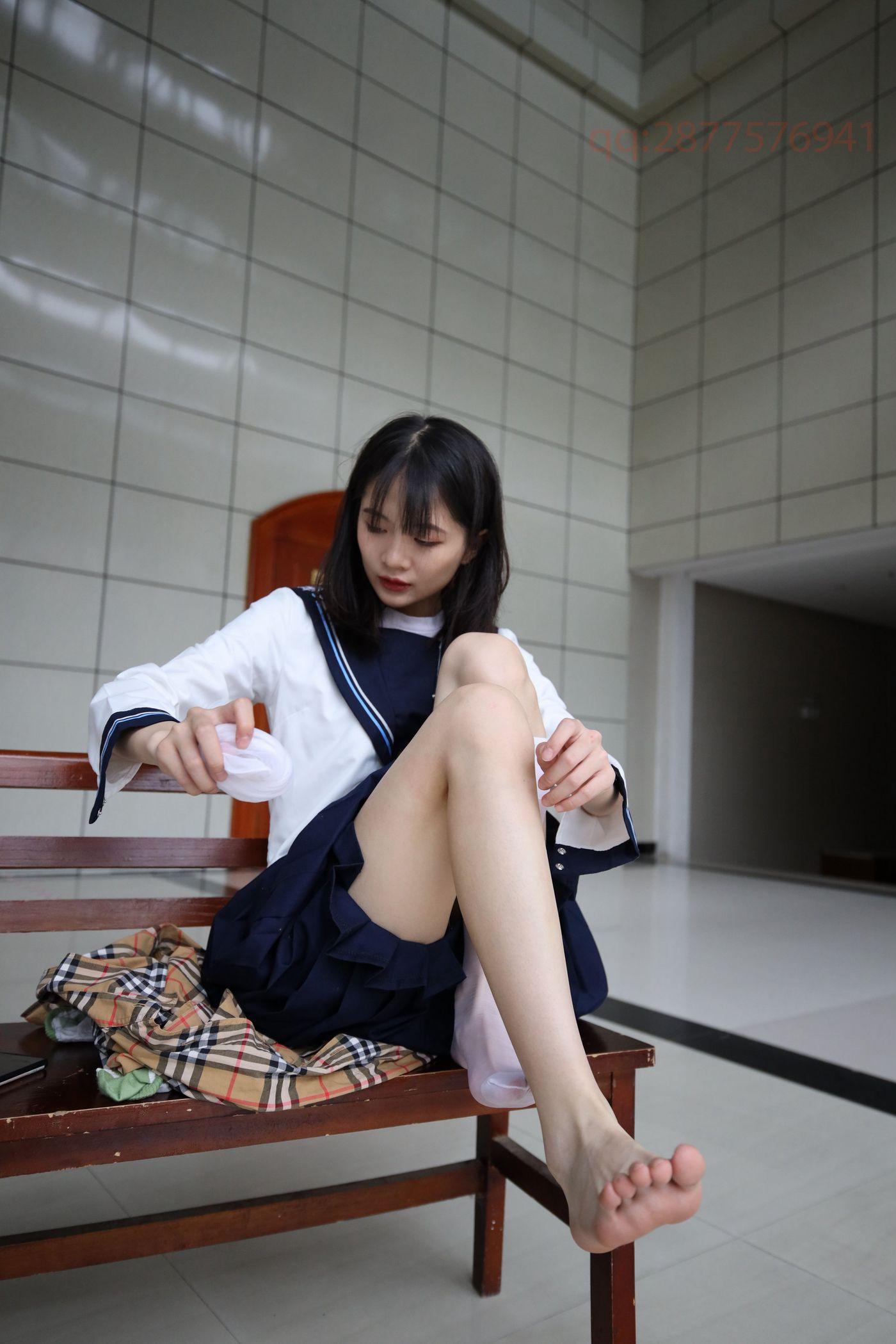 2020-10活动-大西瓜爱牙膏 2020年10月 01水手服过膝白丝 [97P]插图9