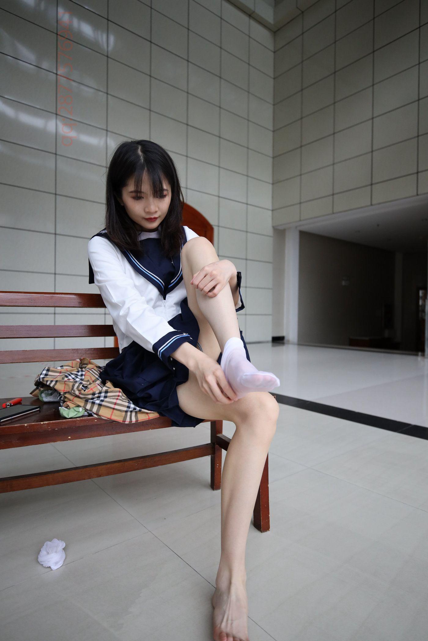 2020-10活动-大西瓜爱牙膏 2020年10月 01水手服过膝白丝 [97P]插图