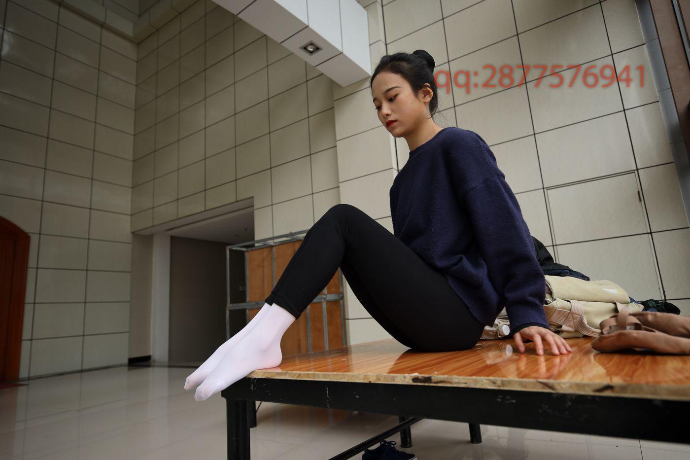 2021-05活动-大西瓜爱牙膏 2021 05月活动 03 模特2 瑜伽裤白丝 [160P]插图4