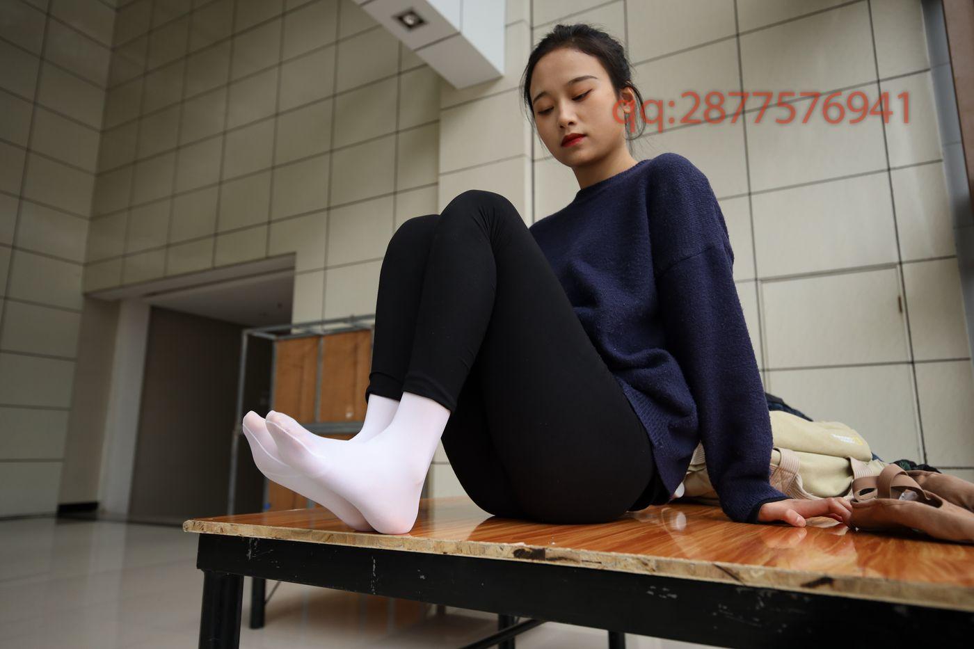 2021-05活动-大西瓜爱牙膏 2021 05月活动 03 模特2 瑜伽裤白丝 [160P]插图3