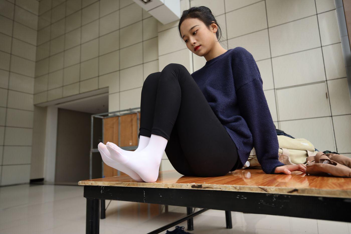 2021-05活动-大西瓜爱牙膏 2021 05月活动 03 模特2 瑜伽裤白丝 [160P]插图6