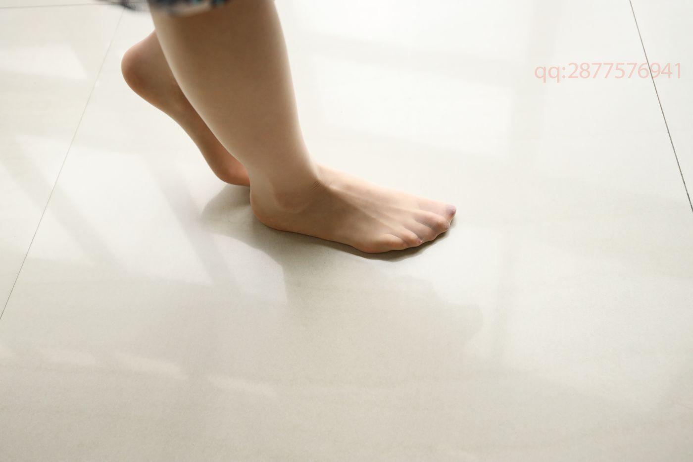 2021-05活动-大西瓜爱牙膏 2021 05月活动 01 模特1 碎花长裙肉丝 [2][119P]插图