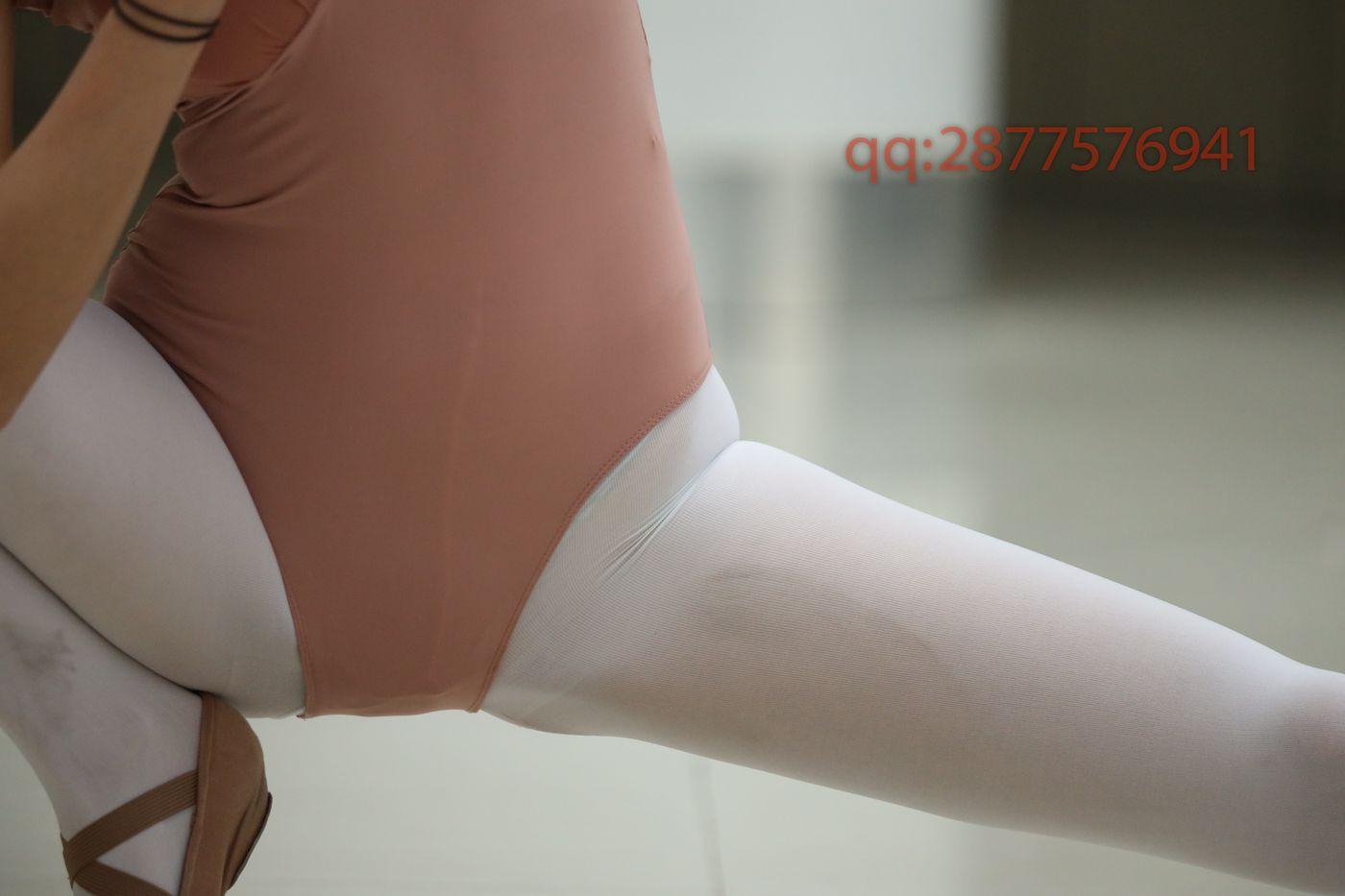 2021-05活动-大西瓜爱牙膏 2021 05月活动 02 模特2 舞蹈服白丝 [134P]插图6