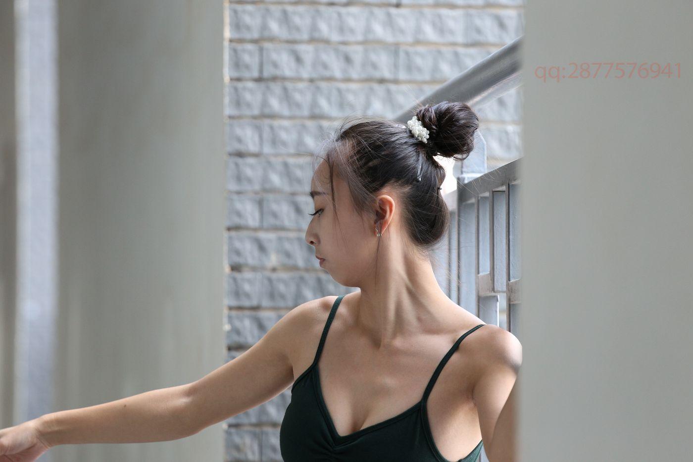 2021-01活动-大西瓜爱牙膏 2021年01月 02 舞蹈服白丝 [1][137P]插图1