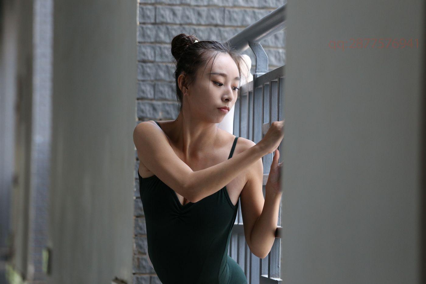 2021-01活动-大西瓜爱牙膏 2021年01月 02 舞蹈服白丝 [1][137P]插图3