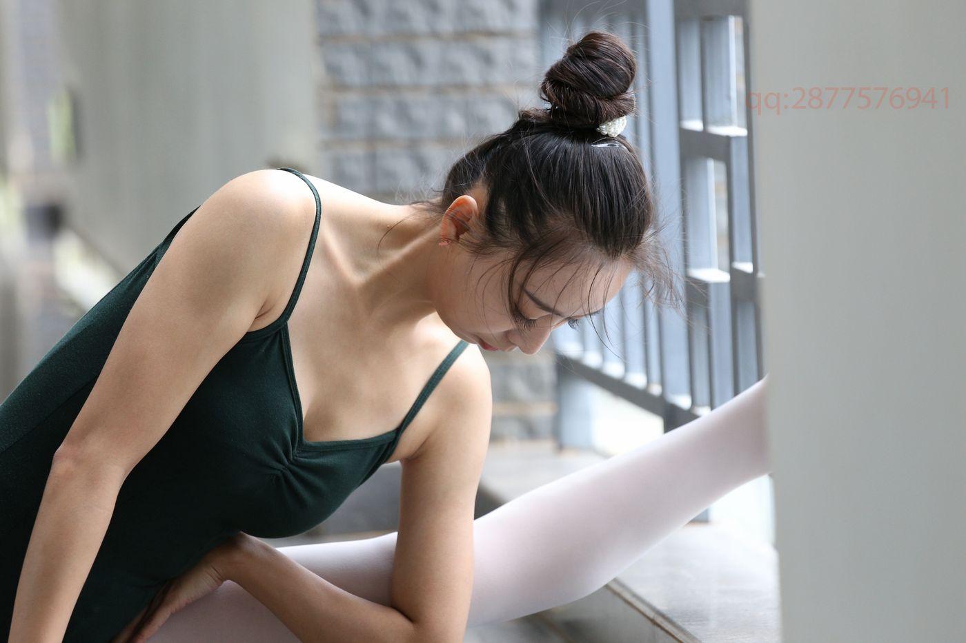 2021-01活动-大西瓜爱牙膏 2021年01月 02 舞蹈服白丝 [1][137P]插图1