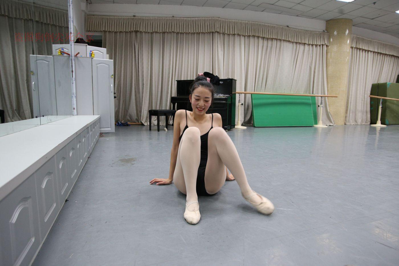 Z系列-大西瓜爱牙膏 Z4-5 教室 [1][157P]插图2