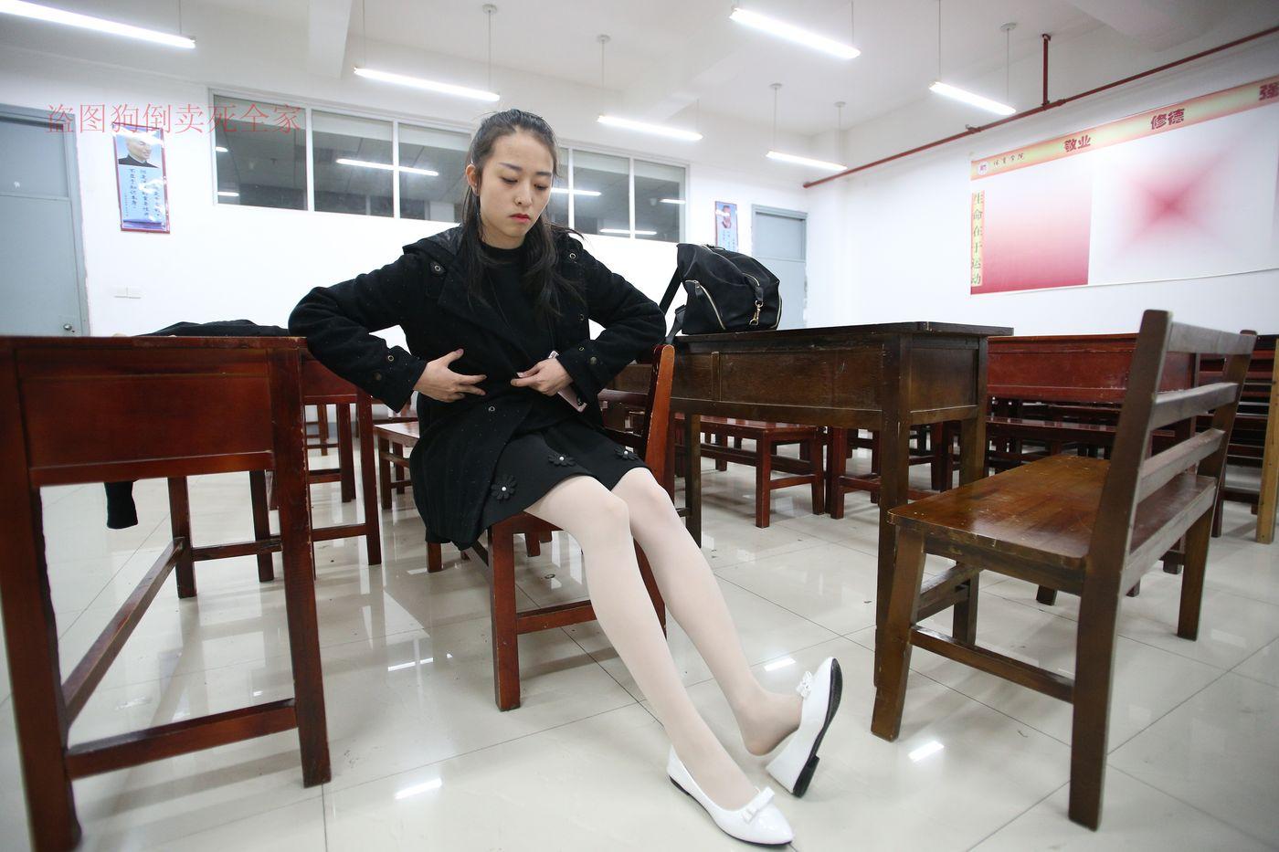 Z系列-大西瓜爱牙膏 Z4-4 教室电梯白袜 [2][168P]插图1