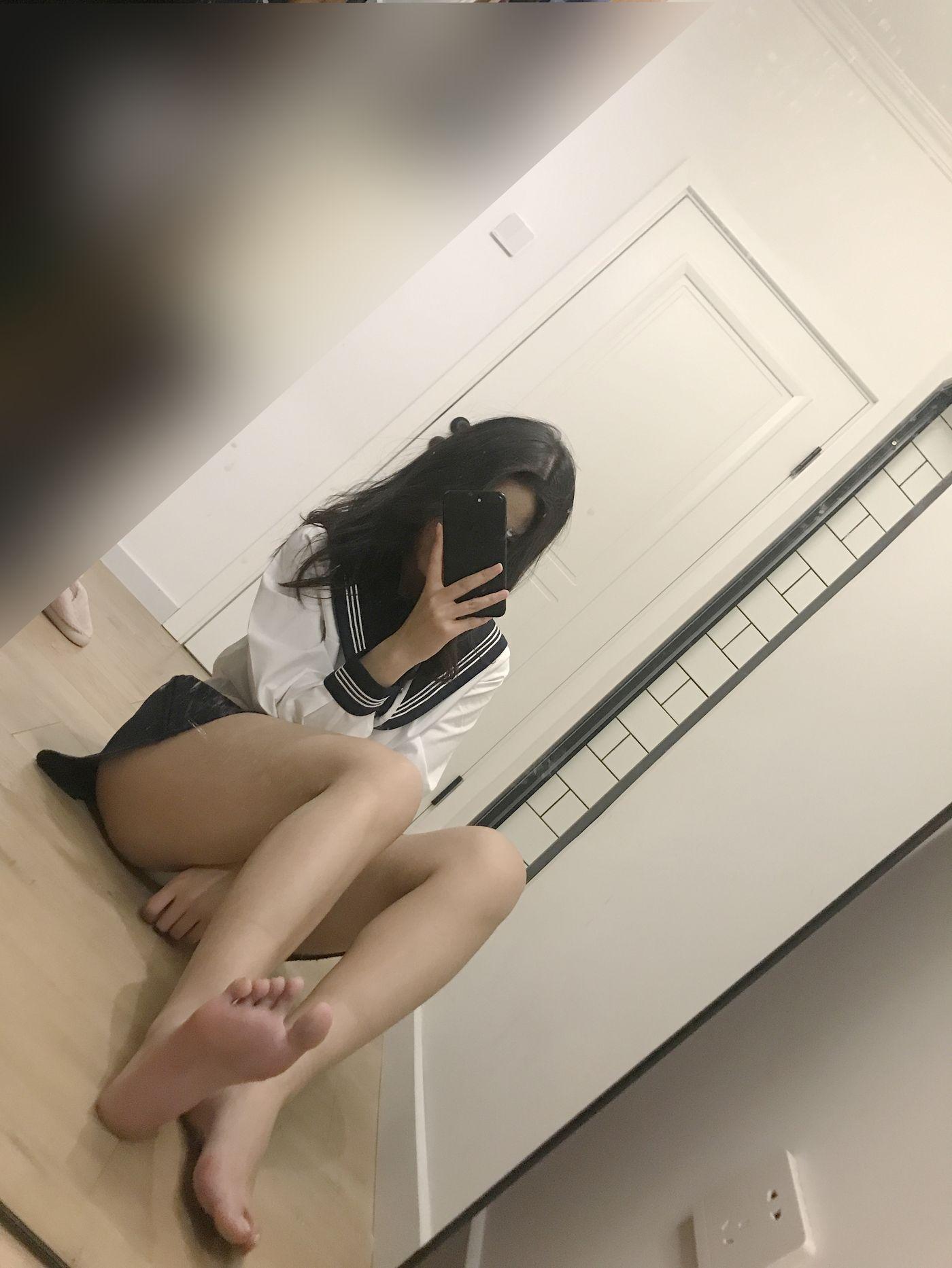 安乔乔 NO.006 学姐来了 [124P]插图3