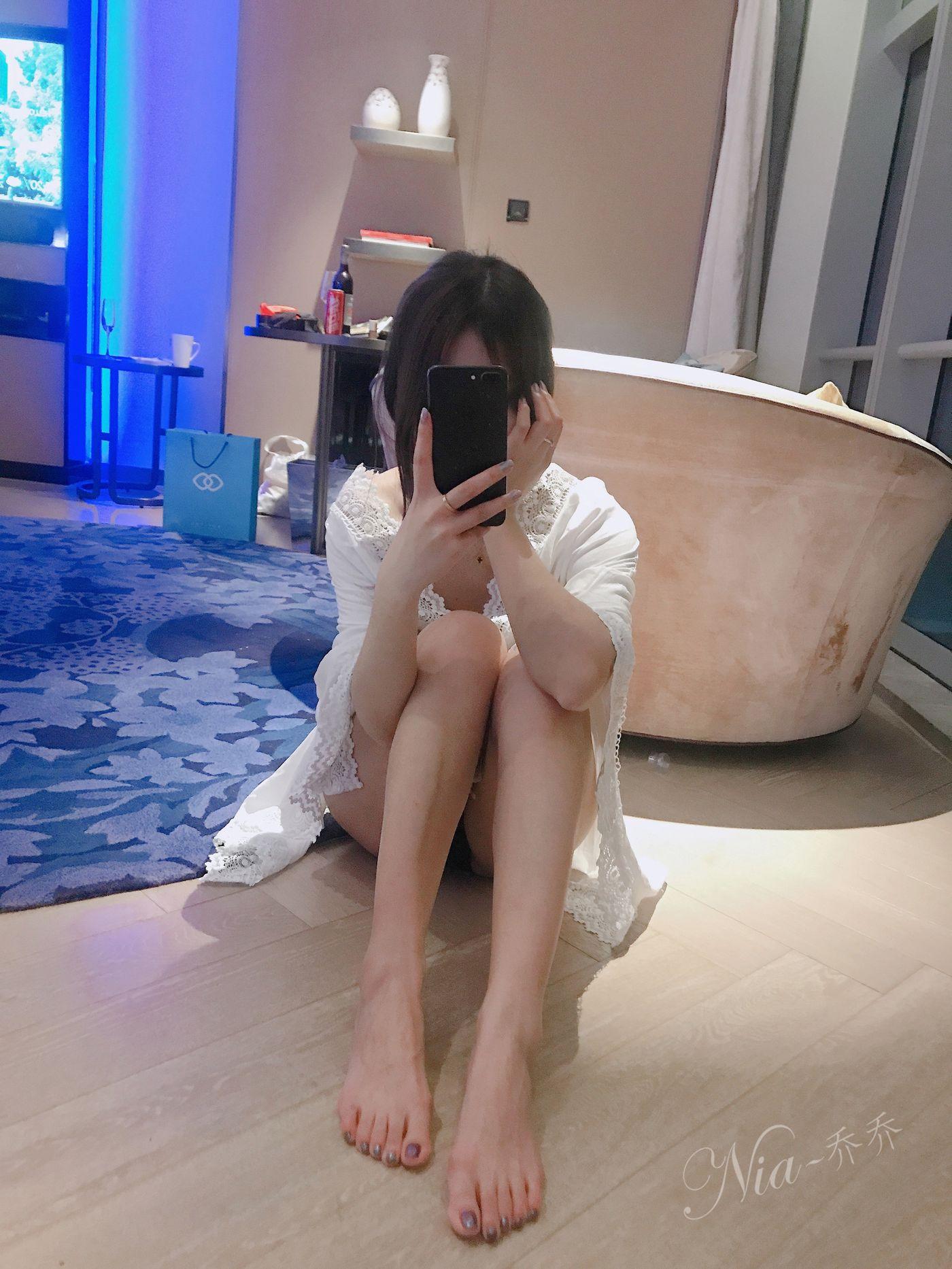 安乔乔 NO.024 美人出浴 [120P]插图2