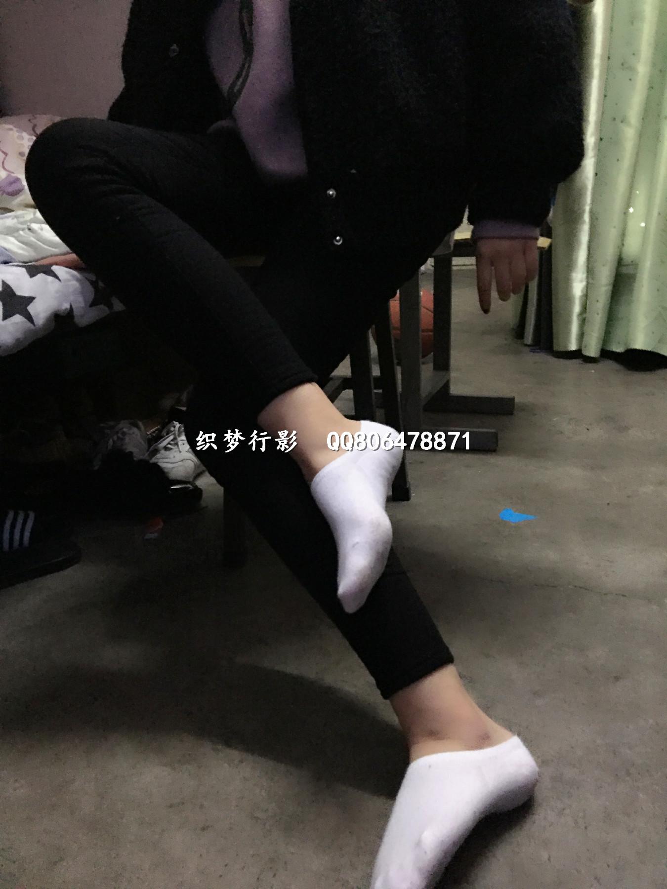 织梦行影 NO.008 又见宿舍白船袜 [96P]插图