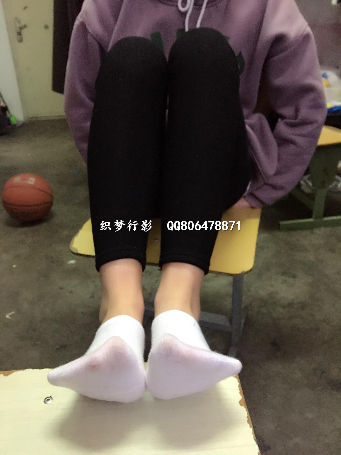 织梦行影 NO.008 又见宿舍白船袜 [96P]插图1